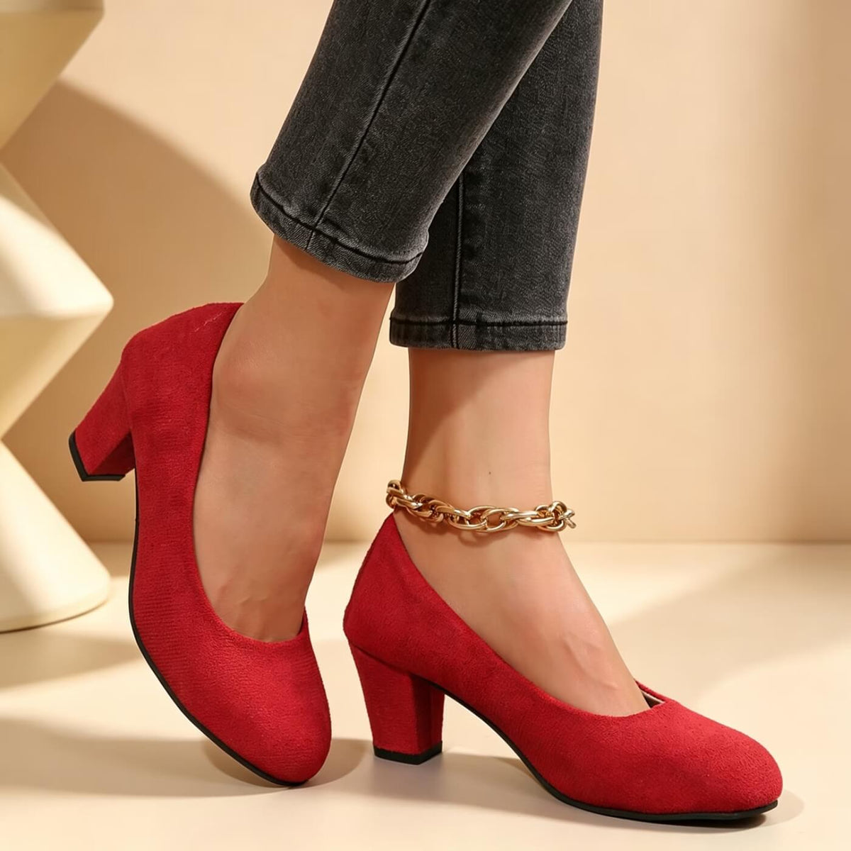 Comfortable Pumps with Round Toe and Block Heel