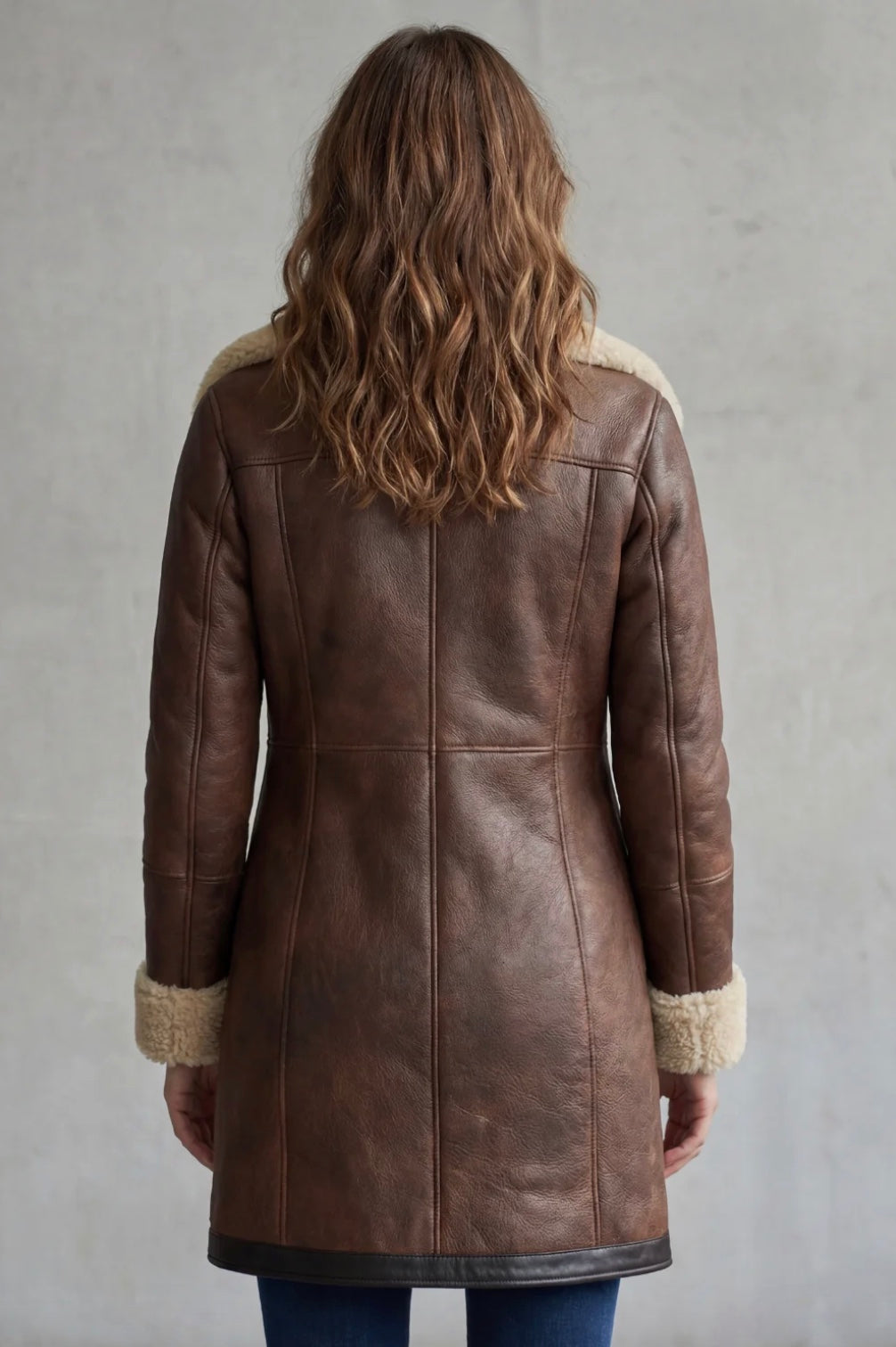 Women's Elegant Leather Coat with Shearling Lining