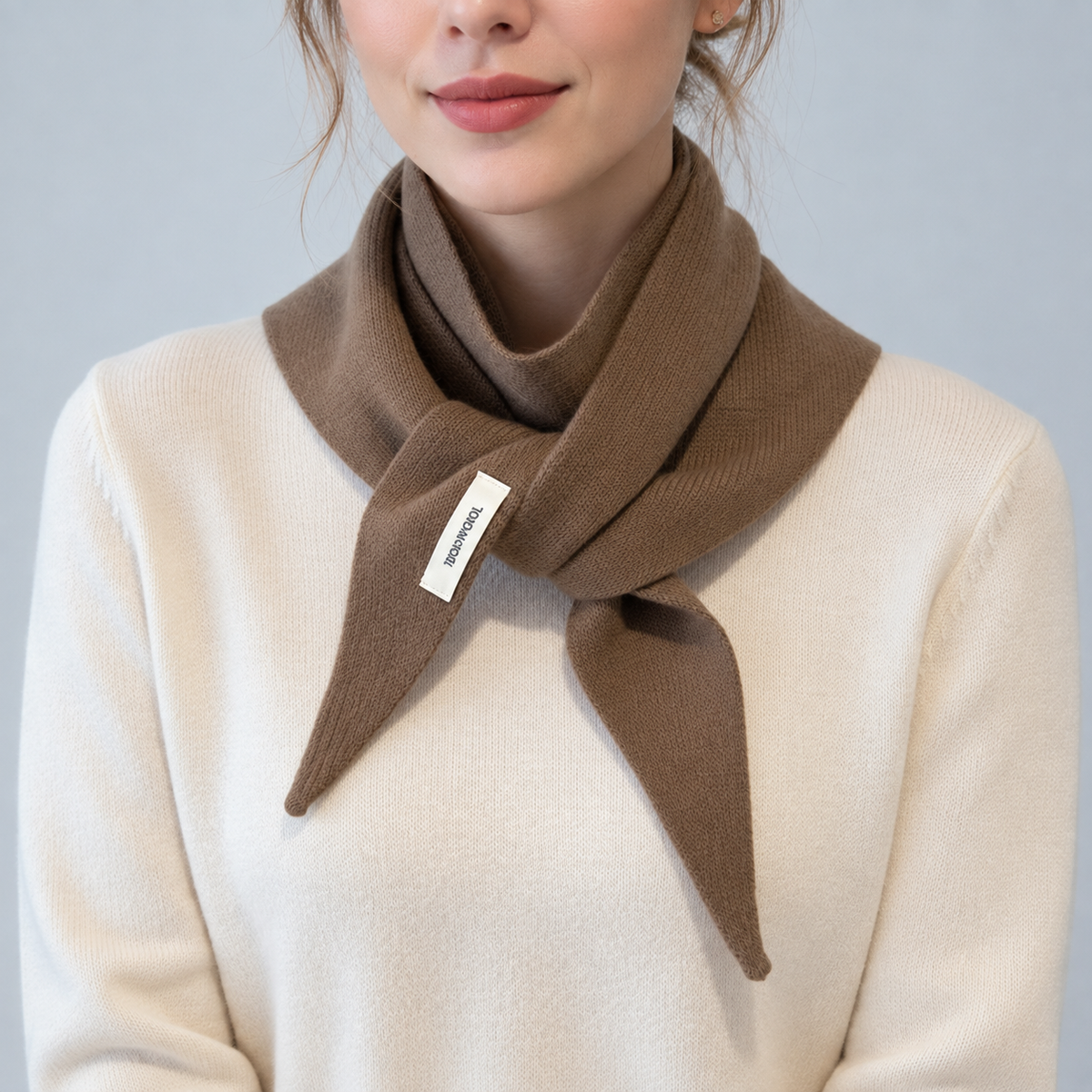 Nordspur | Wool Knit Triangular Scarf