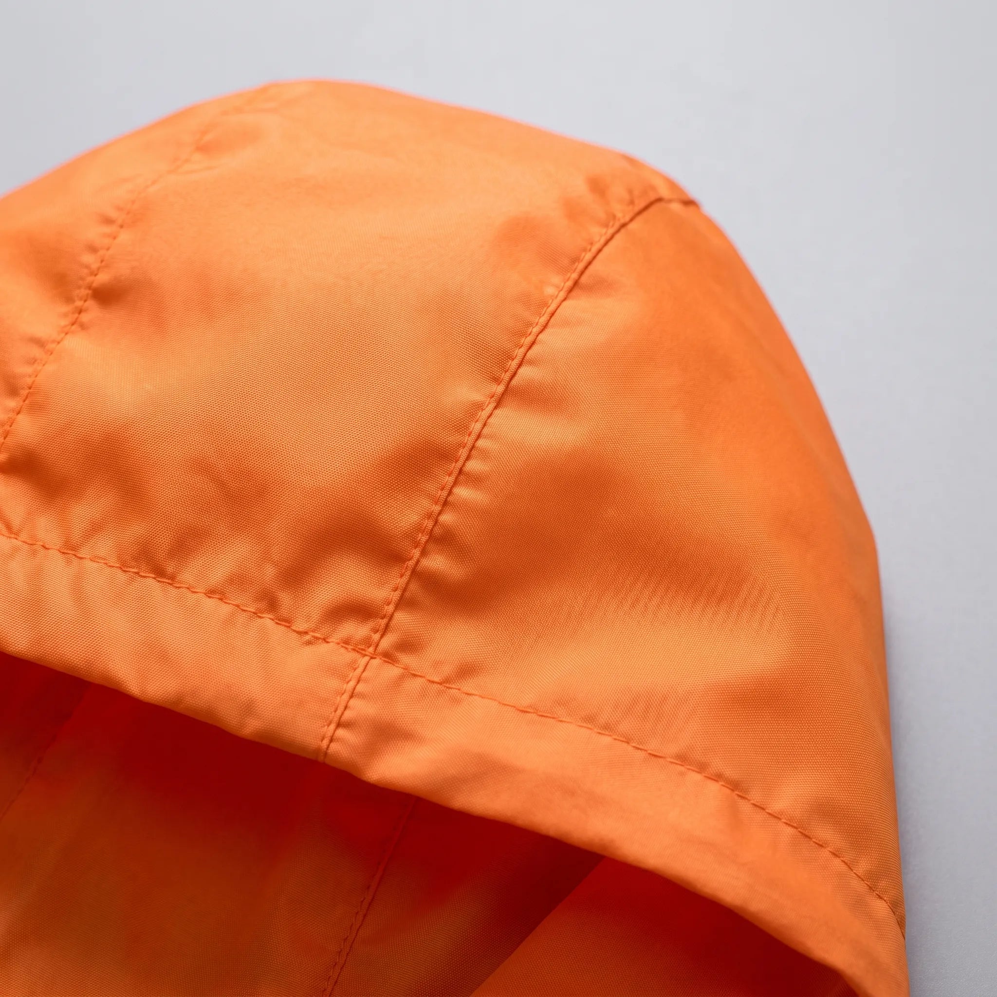 Nordspur | AeroGlide Lightweight Hooded Windbreaker Jacket