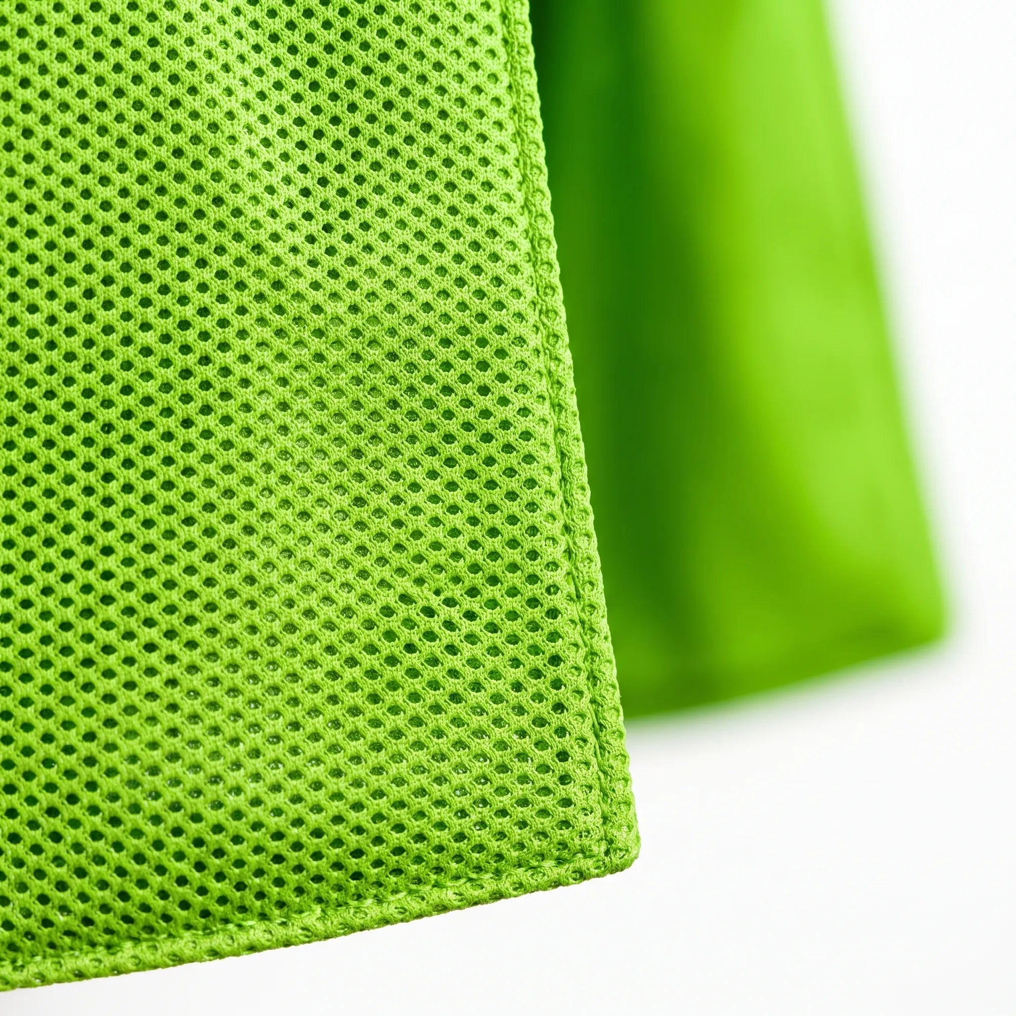 Nordspur | Aerochill Hooded Evaporative Ice Cooling Towel