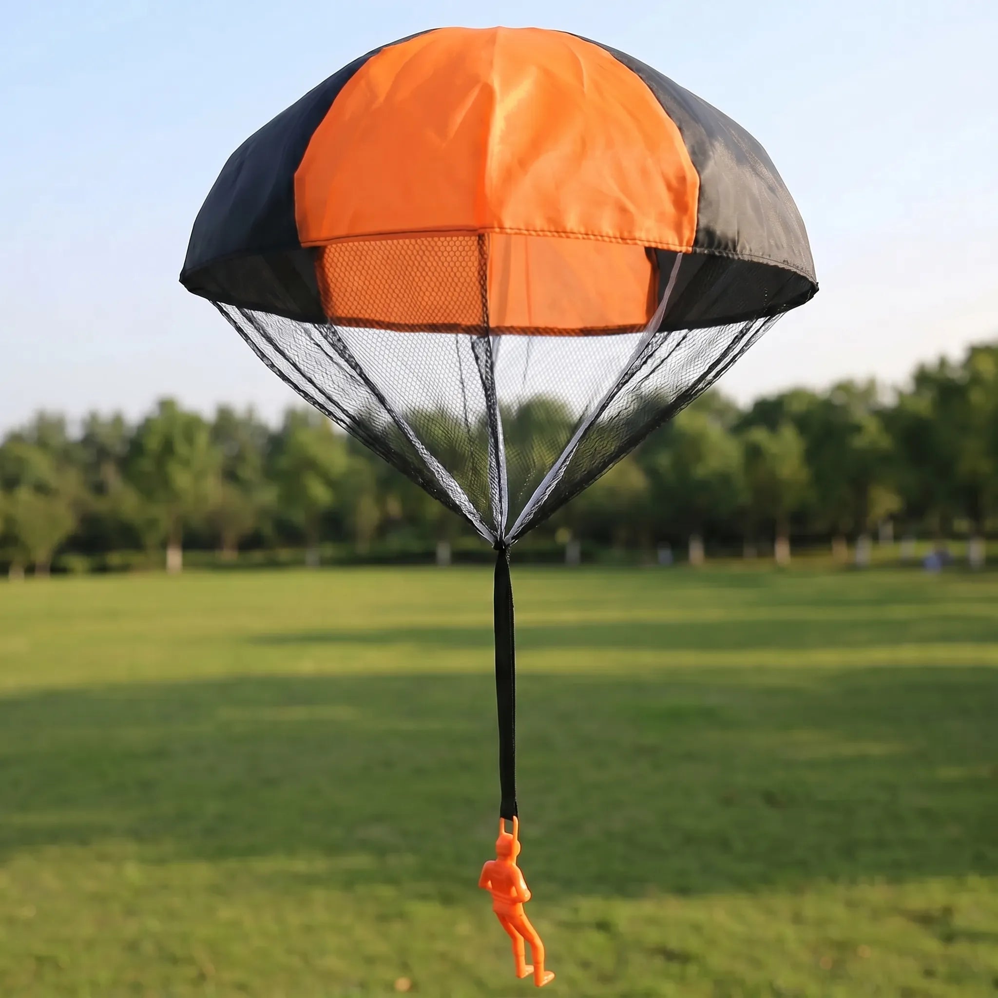 Nordspur | Aerochute Hand Throwing Parachute Toy
