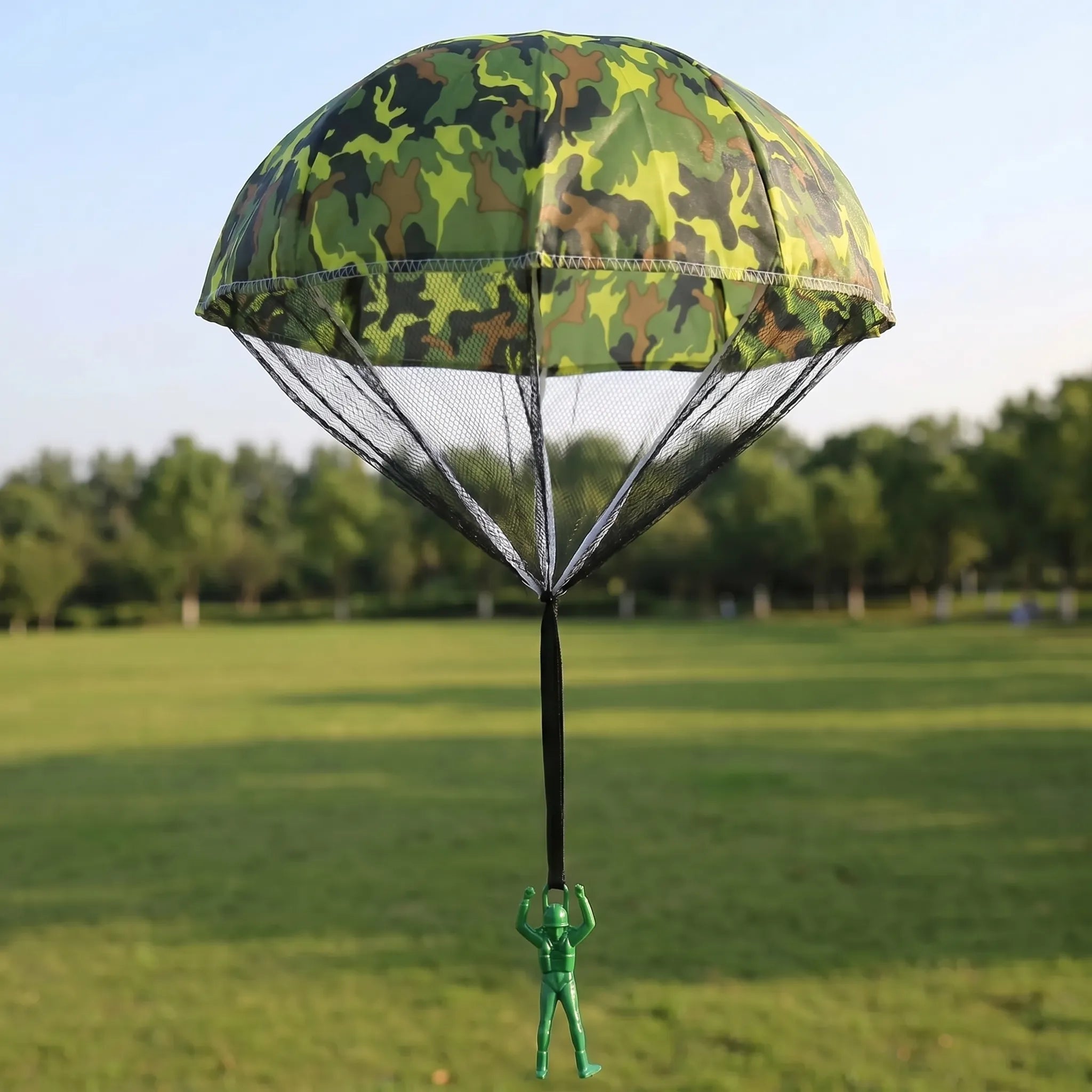 Nordspur | Aerochute Hand Throwing Parachute Toy