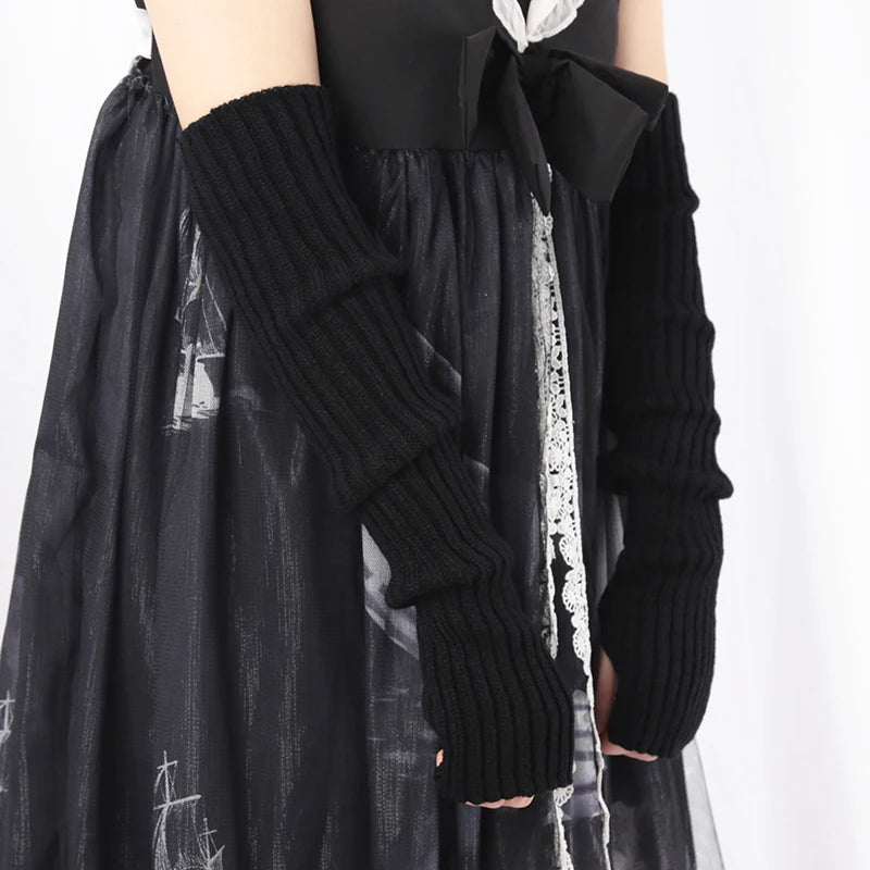 Nordspur | ArmHugs Long Ribbed Knit Fingerless Gloves