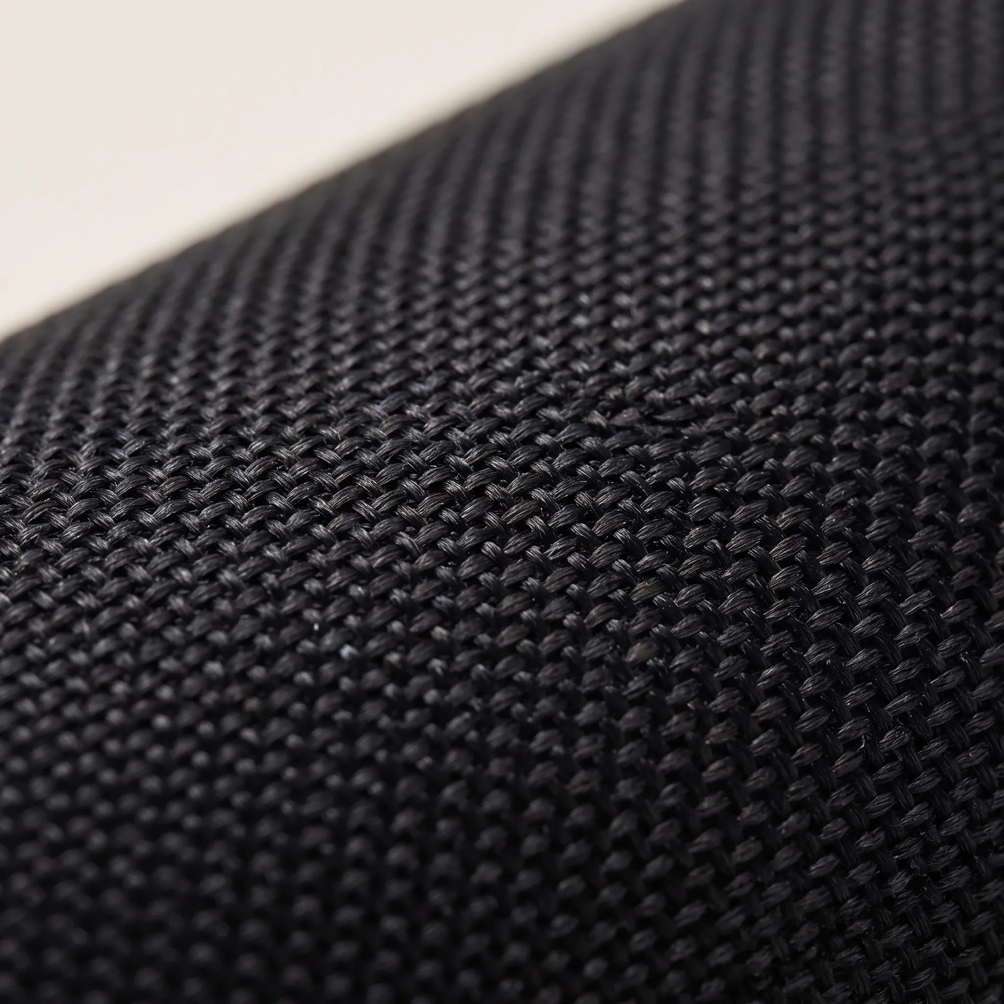 Nordspur | Aurovibe Portable Cylindrical Wireless Bluetooth Speaker