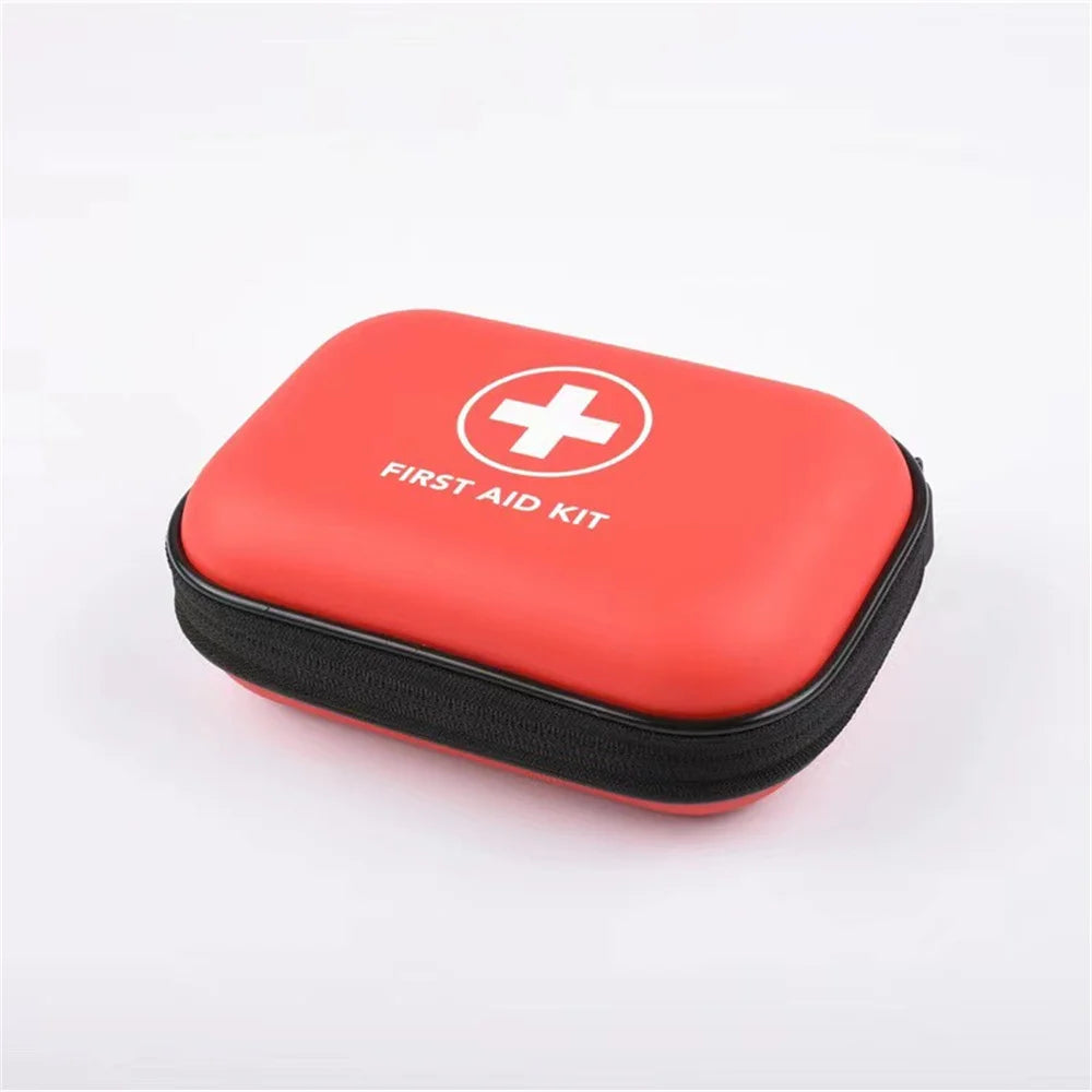 Nordspur | Auxilux Compact Portable First Aid Kit