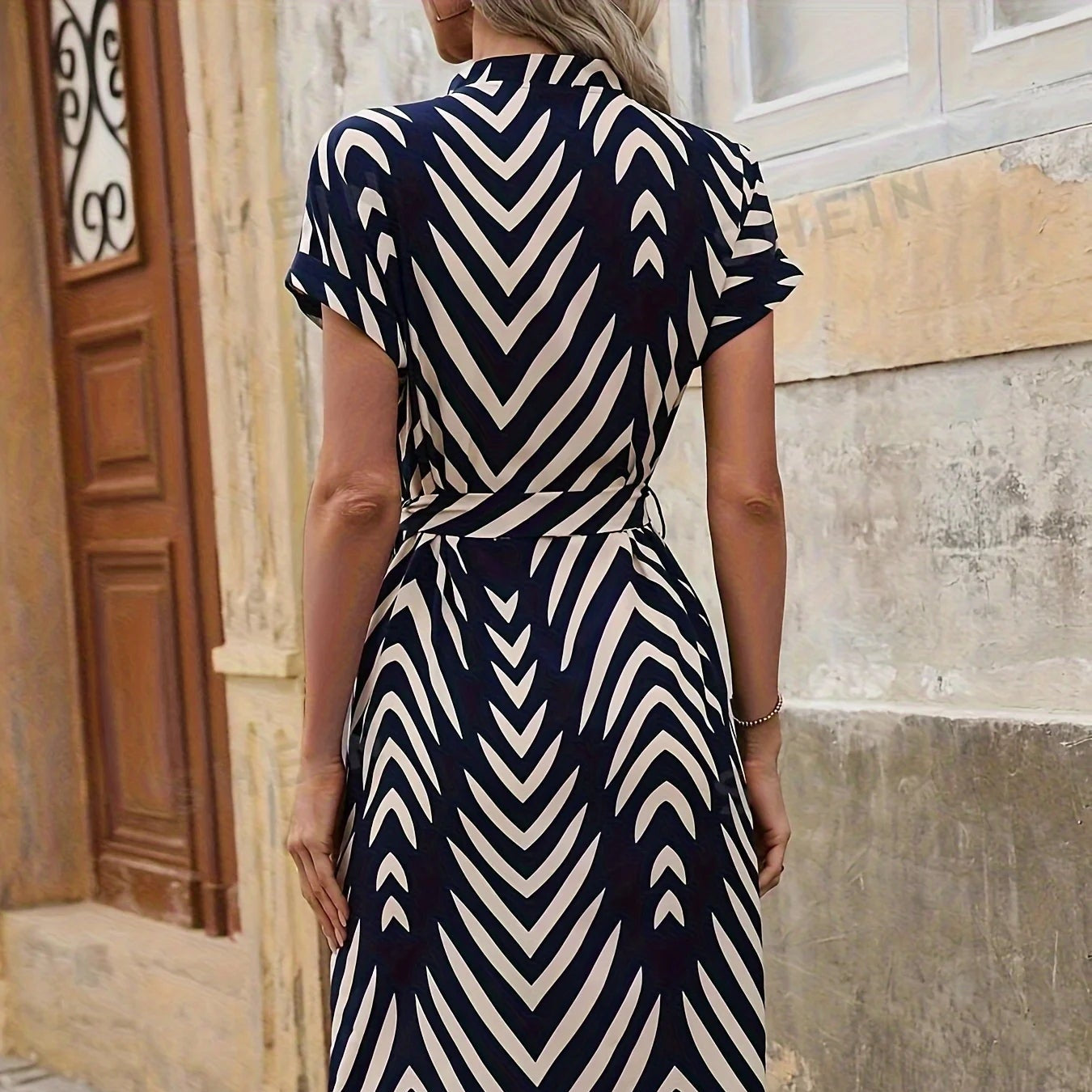 Nordspur | Beltoria V-Neck Striped Belted Day Dress