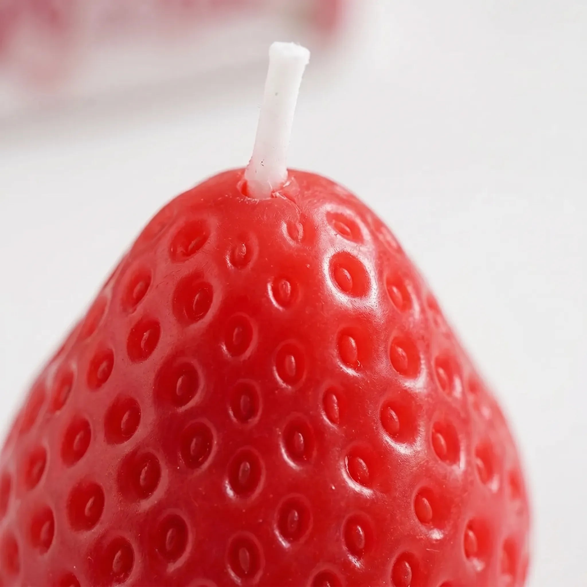 Nordspur | Berrina Miniature Strawberry Shaped Candles