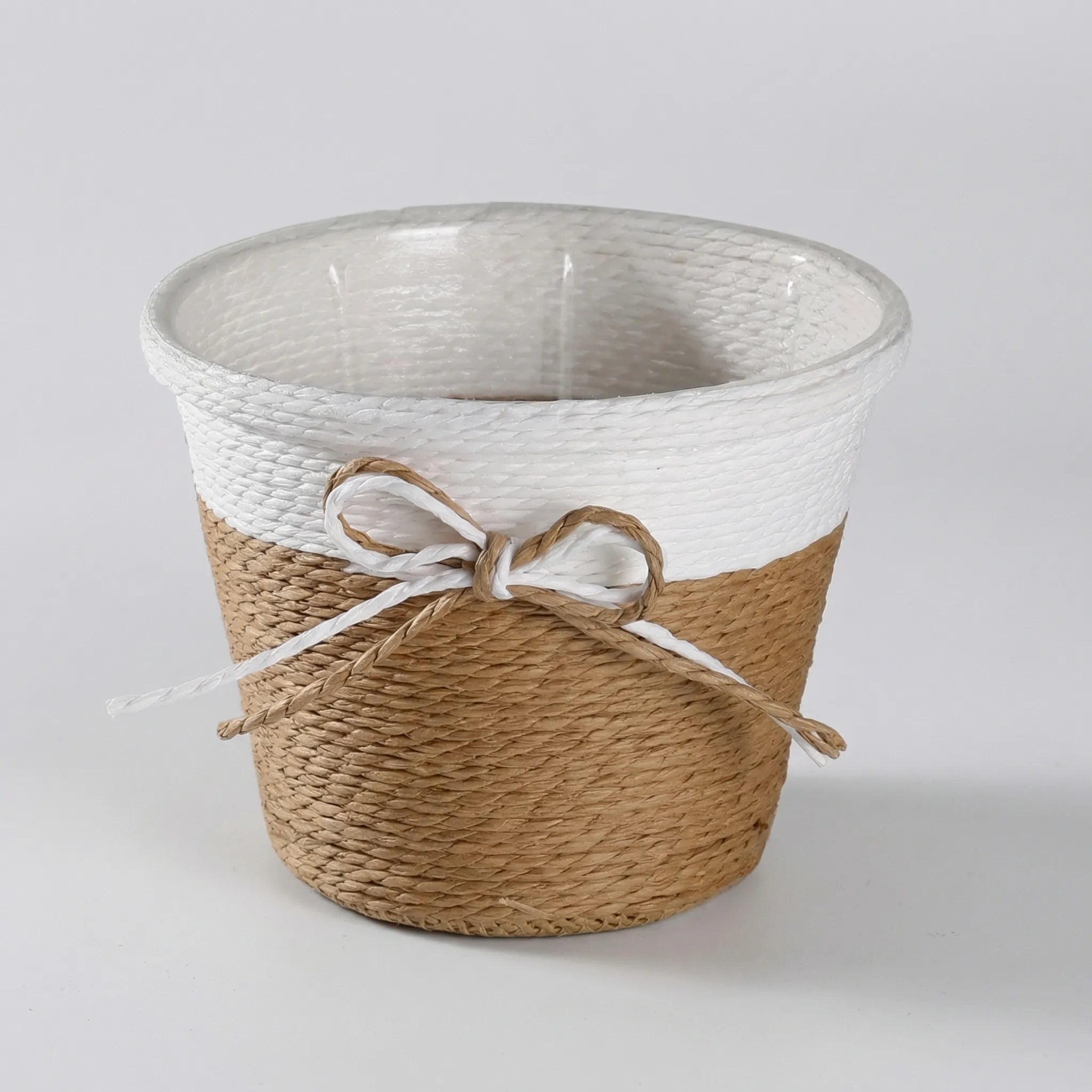 Nordspur | Bramblette Hand-Woven Two-Tone Planter Basket