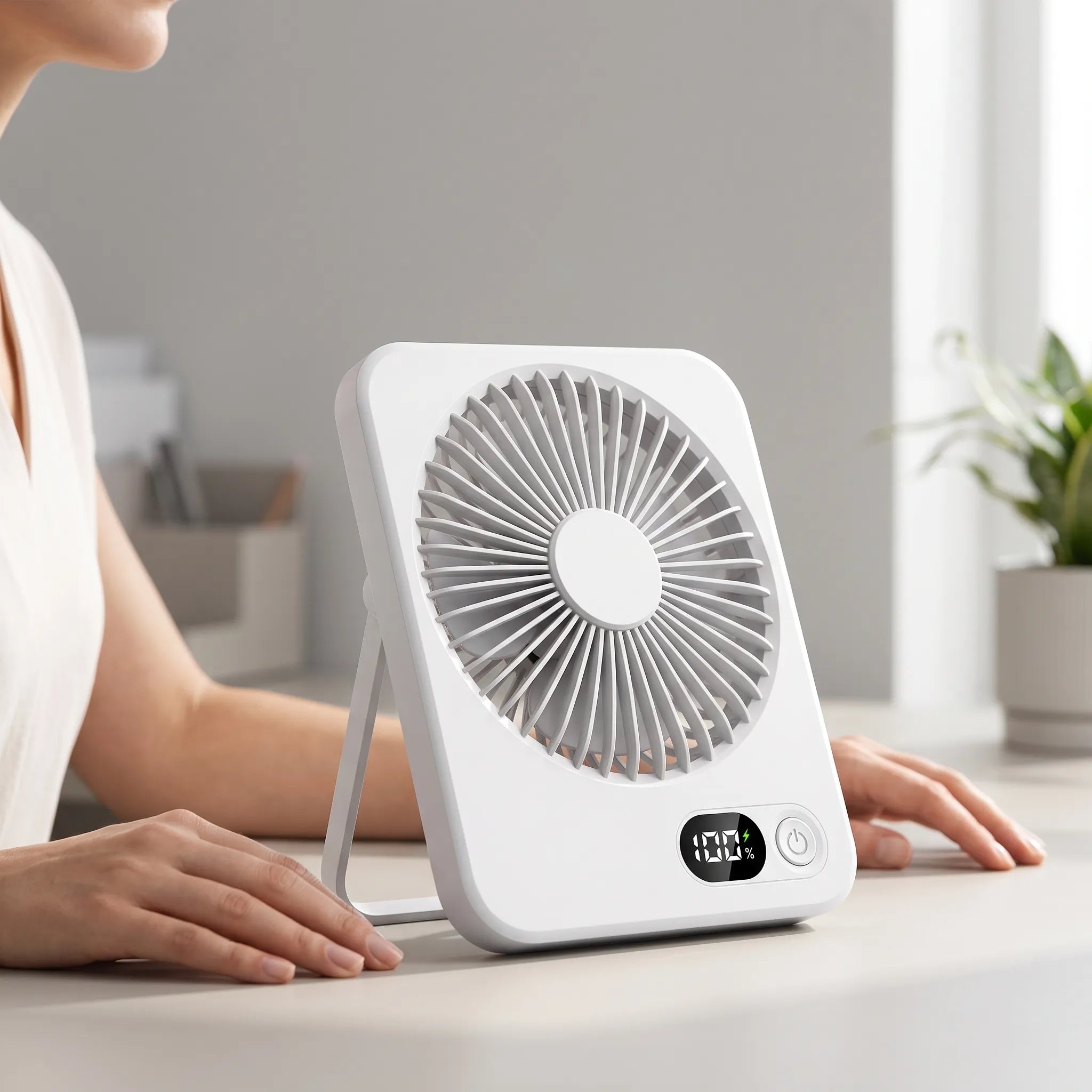 Nordspur | Breezon Compact Folding Desk Fan