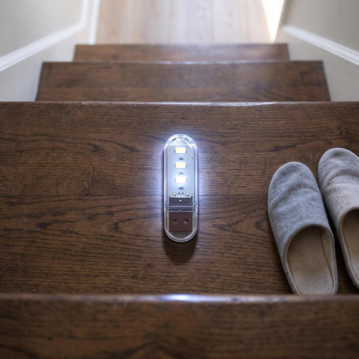 Nordspur | Brightlo Small USB Plug-In LED Night Light