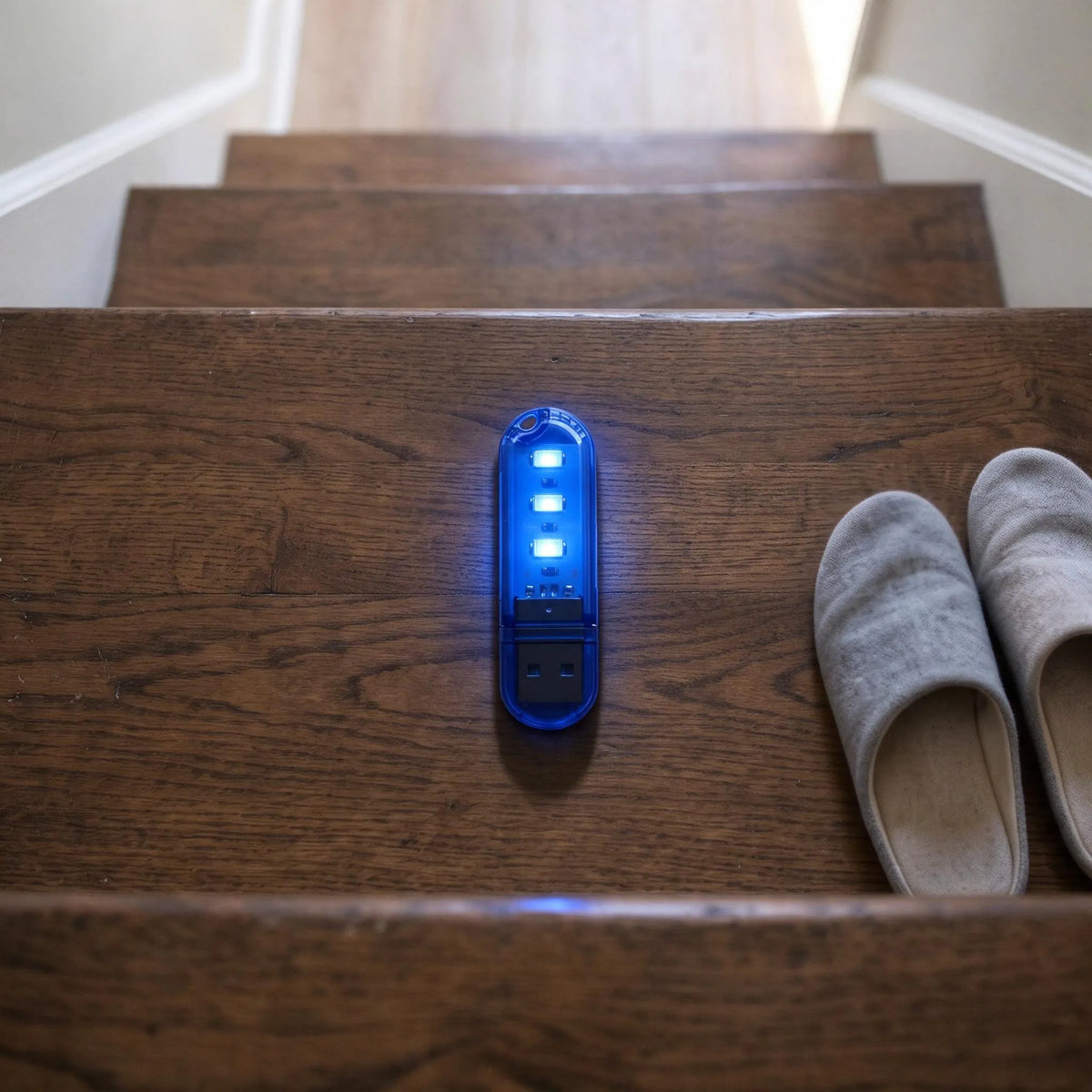 Nordspur | Brightlo Small USB Plug-In LED Night Light