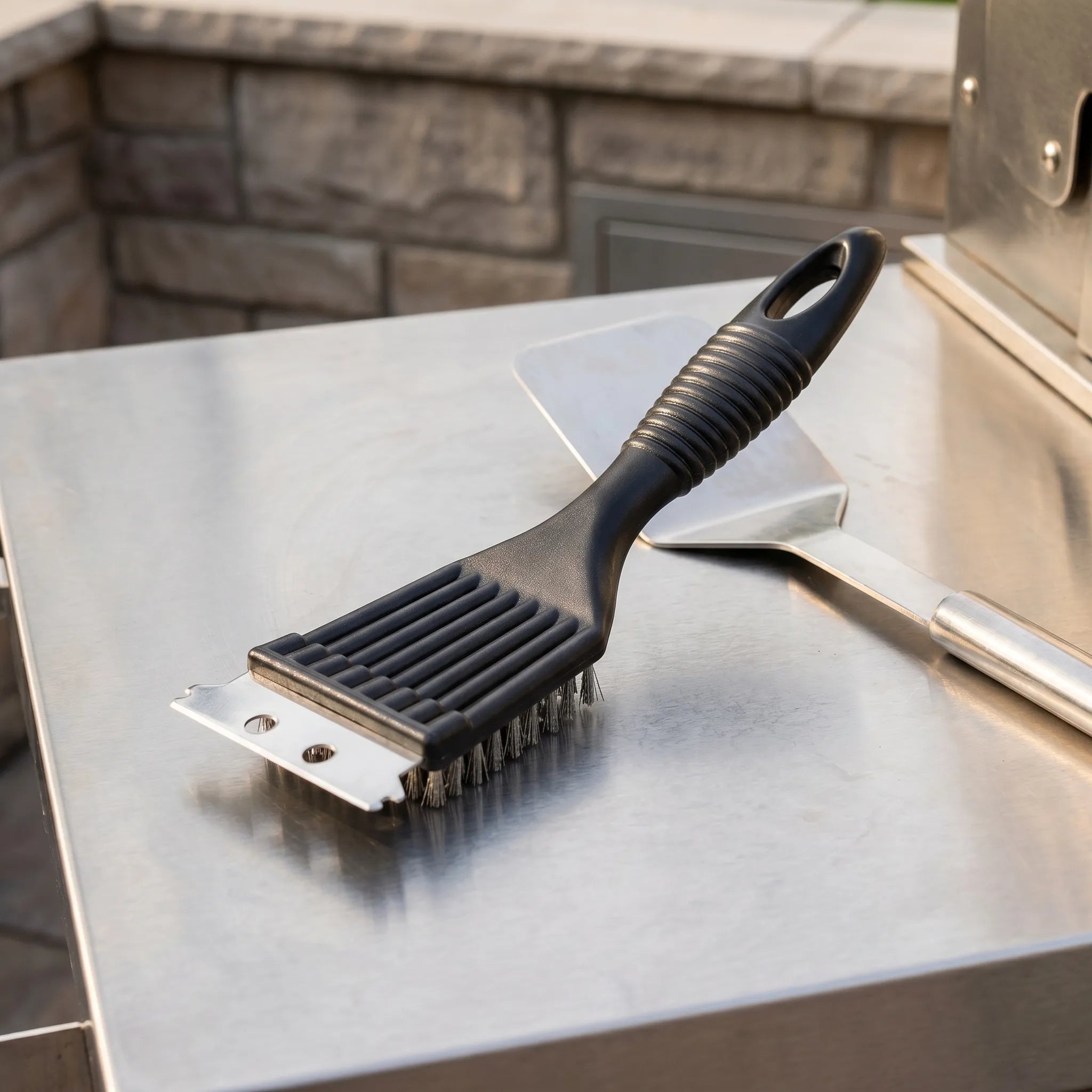 Nordspur | Bristok Heavy-Duty Outdoor Barbecue Cleaner