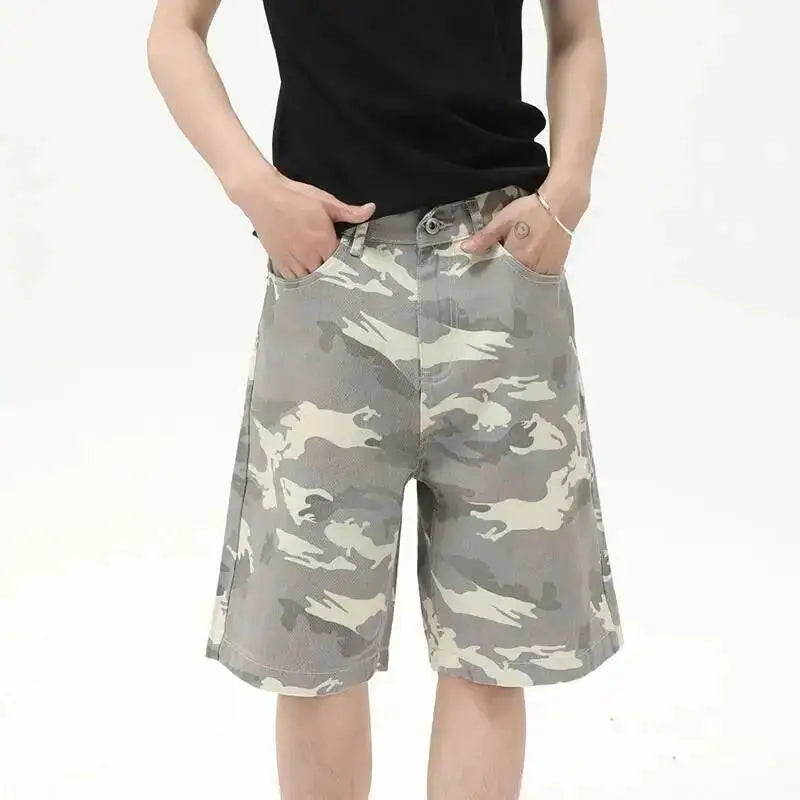 Nordspur | Camovale Loose Fit Camouflage Knee Length Shorts