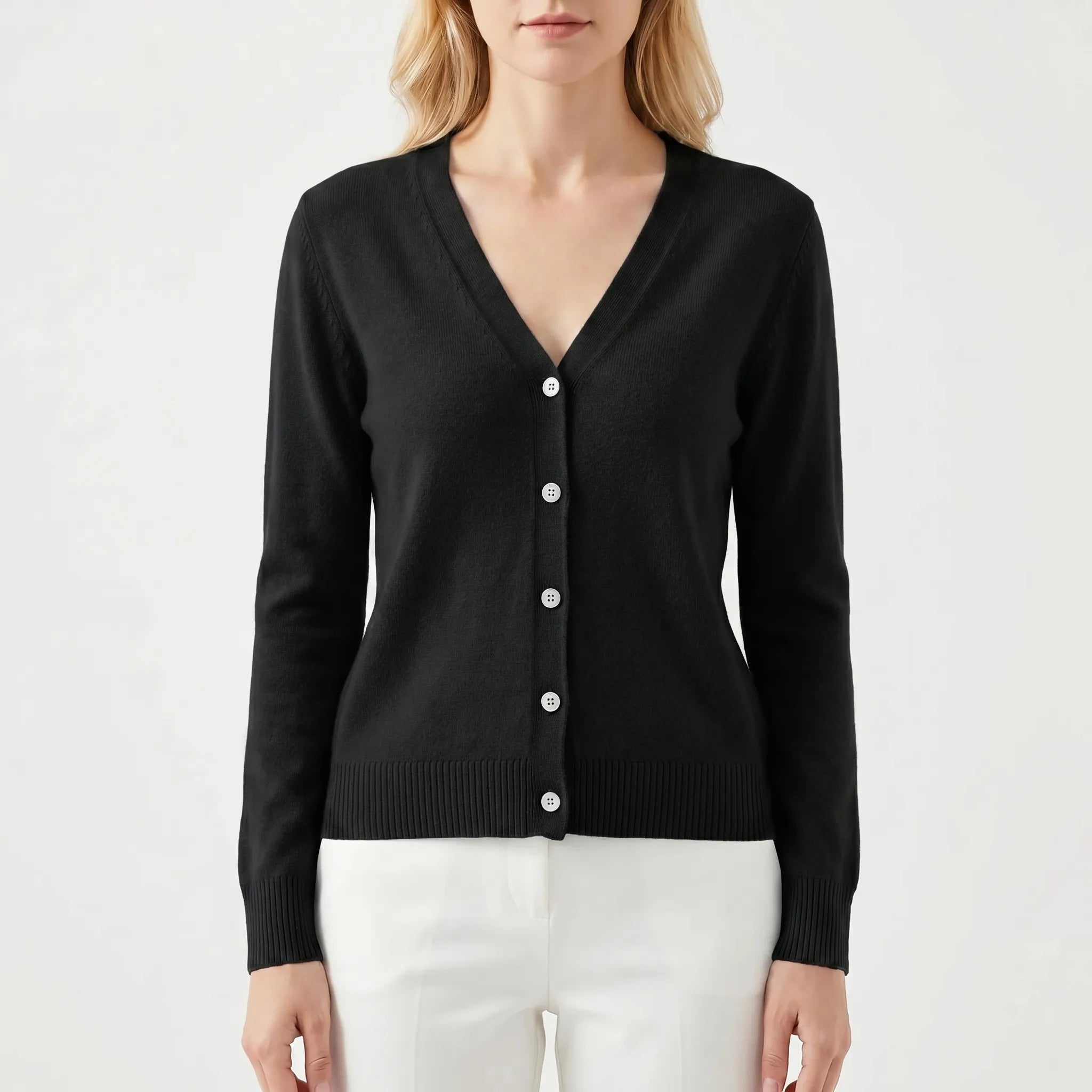 Nordspur | Cardea V-Neck Button Cardigan