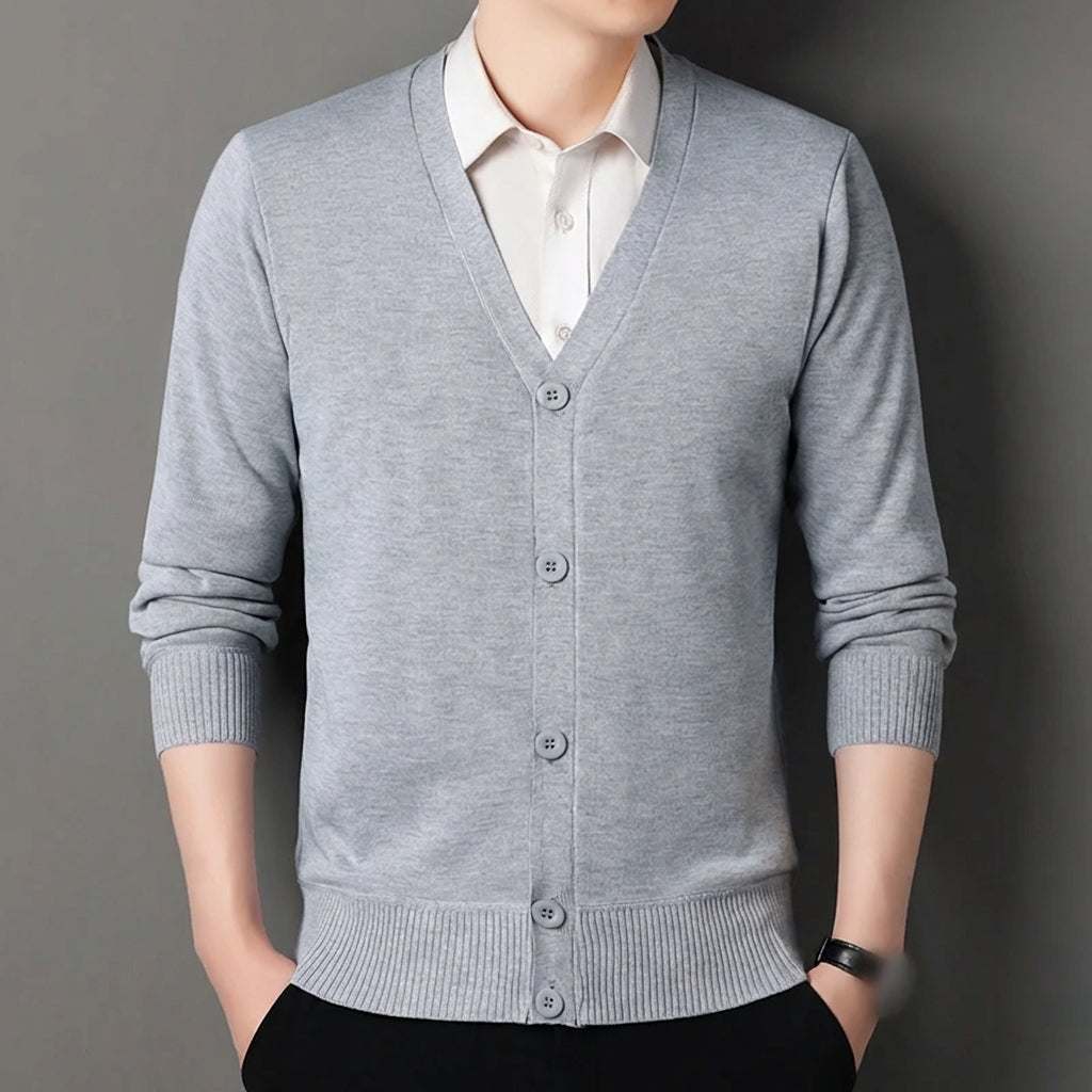 Nordspur | Cardenmore V Neck Button Cardigan