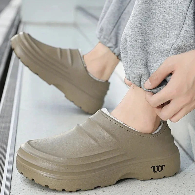 Nordspur | Cheftrex Fleece-Lined Closed-Toe Kitchen Clog