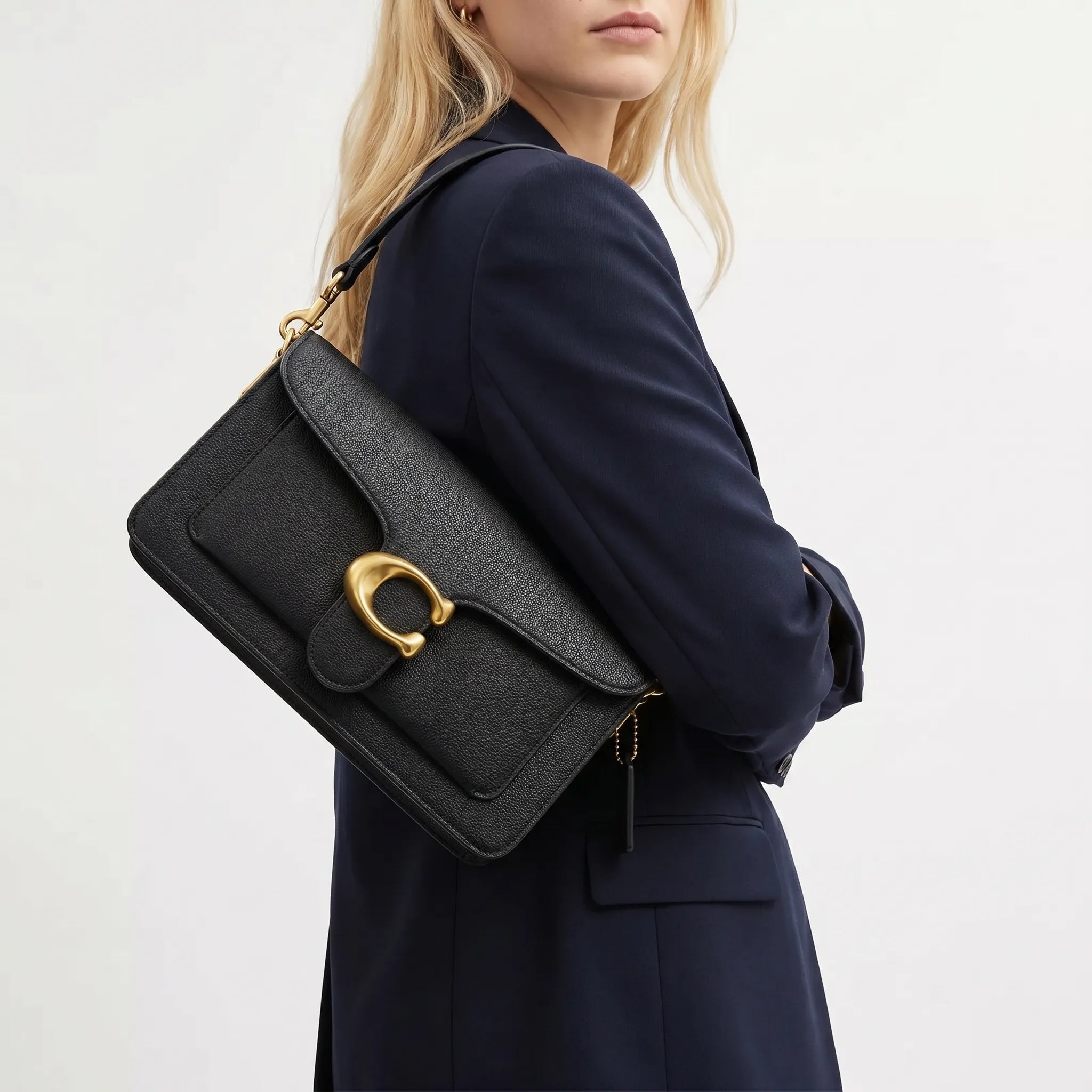 Nordspur | Clarvelle Compact Square Flap Shoulder Bag