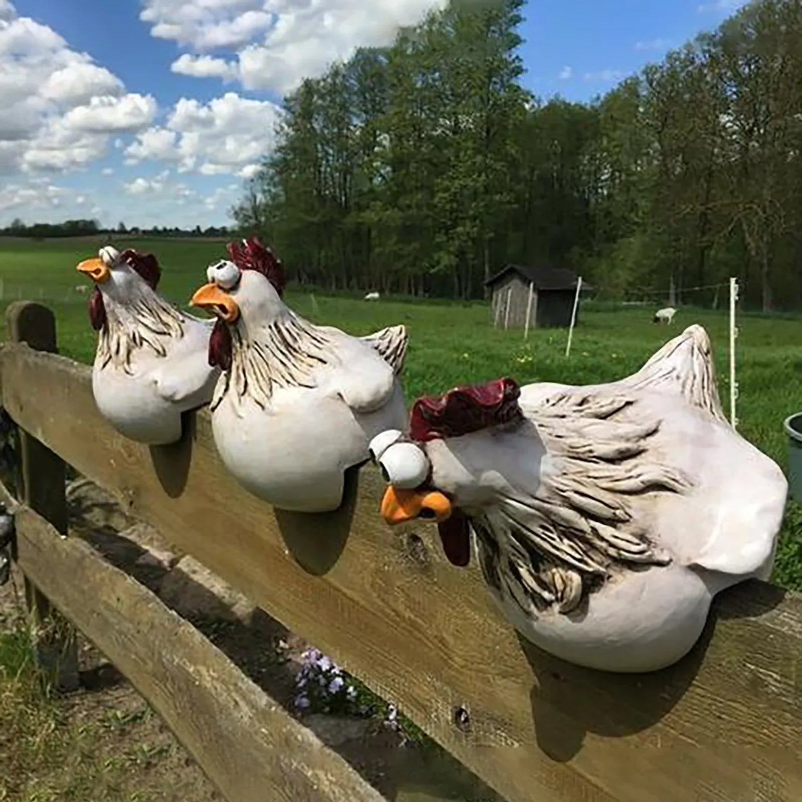 Nordspur | Clucksworth Novelty Hen Sculpture For Garden Fences