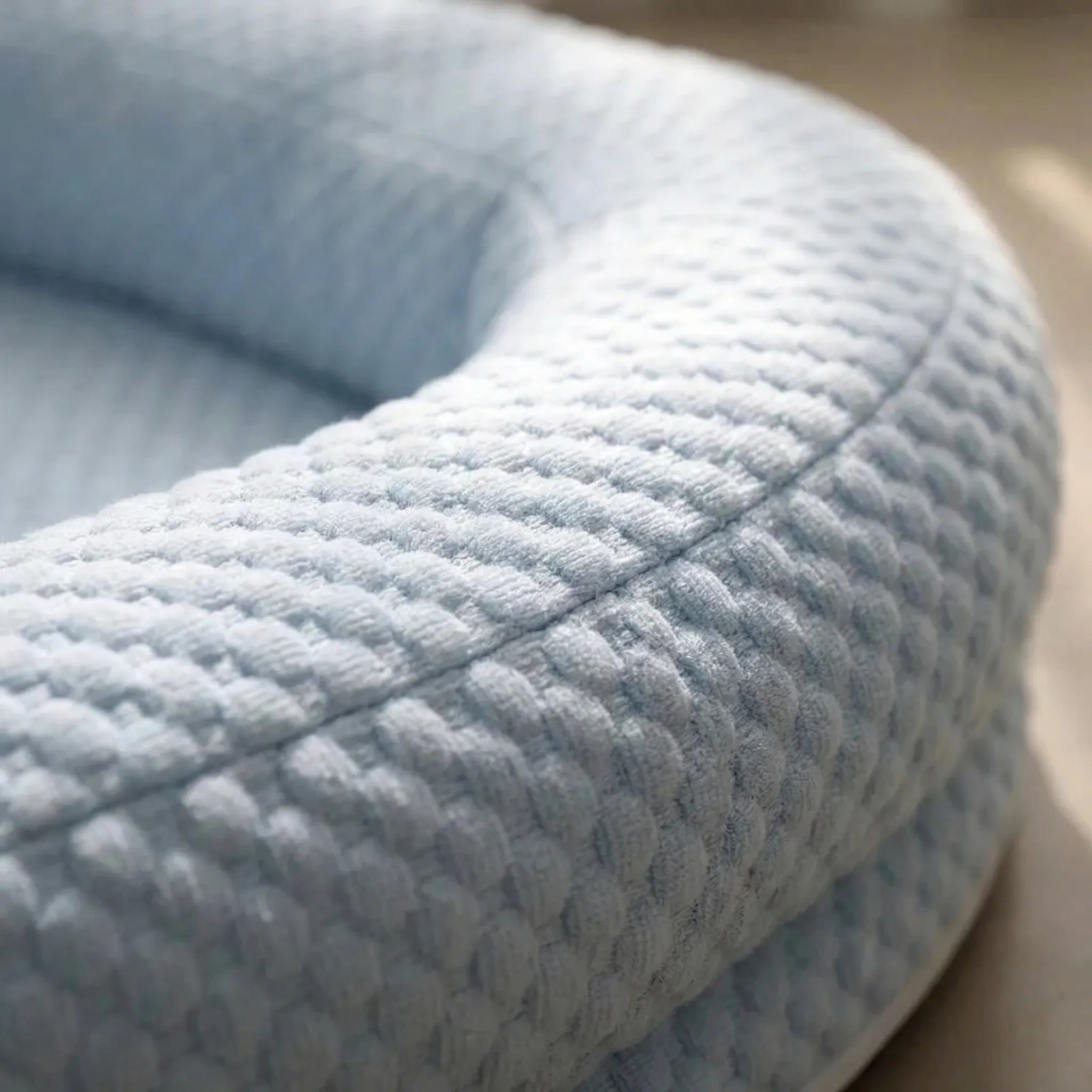 Nordspur | Coolova Cooling Foam Pet Bed With Bolster