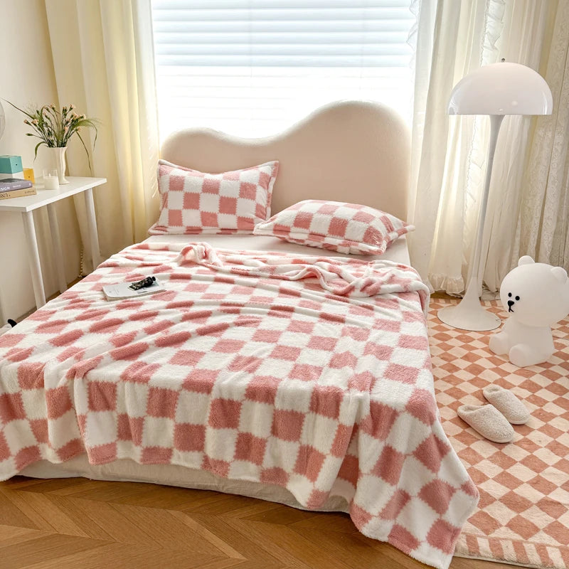 Nordspur | Coral Fleece Checkered Blanket