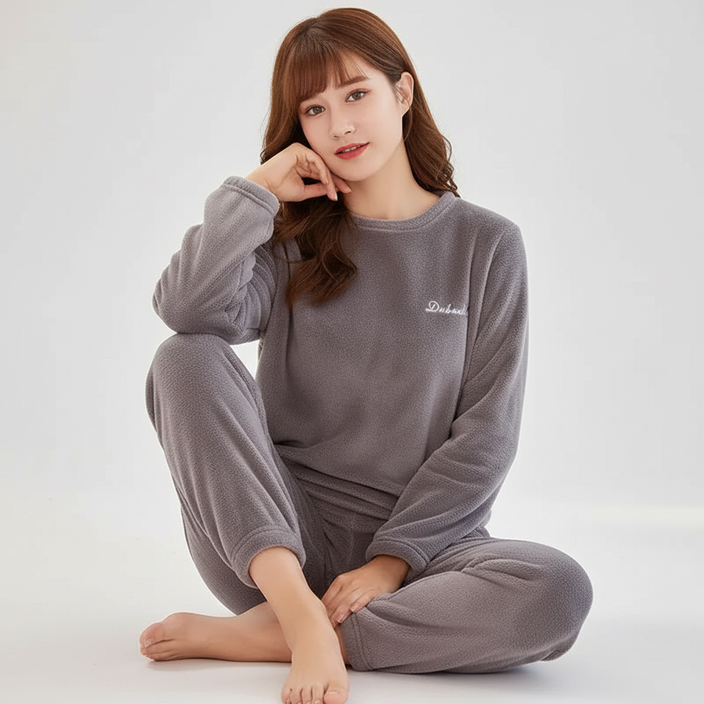 Nordspur | Coral Velvet Pajama Set