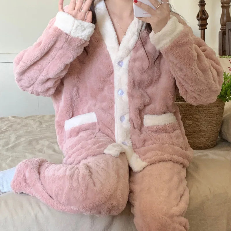 Nordspur | Cozellee Long Plush Sleepwear Set