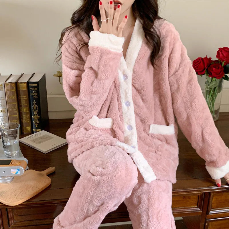 Nordspur | Cozellee Long Plush Sleepwear Set
