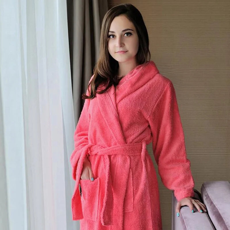 Nordspur | DryHaven Long Hooded Bathrobe