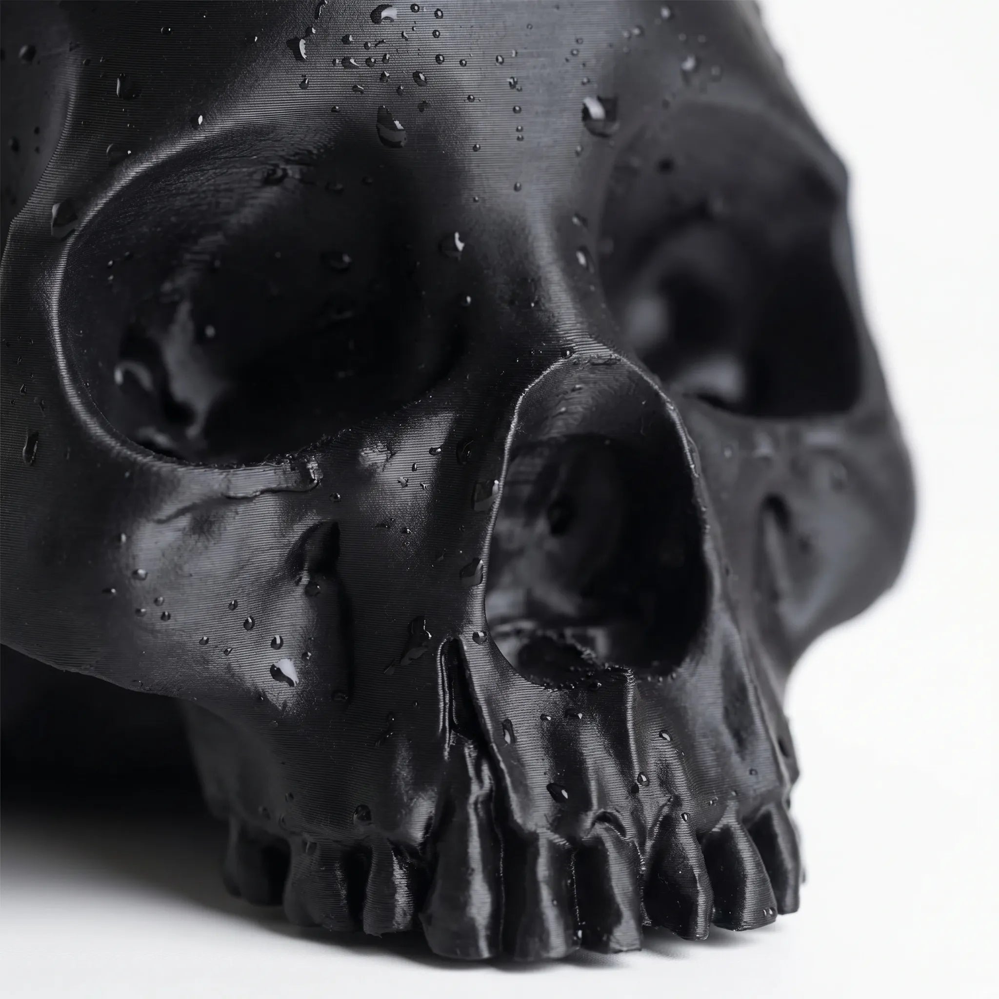Nordspur | Ebonform Black Skull Hanging Planter