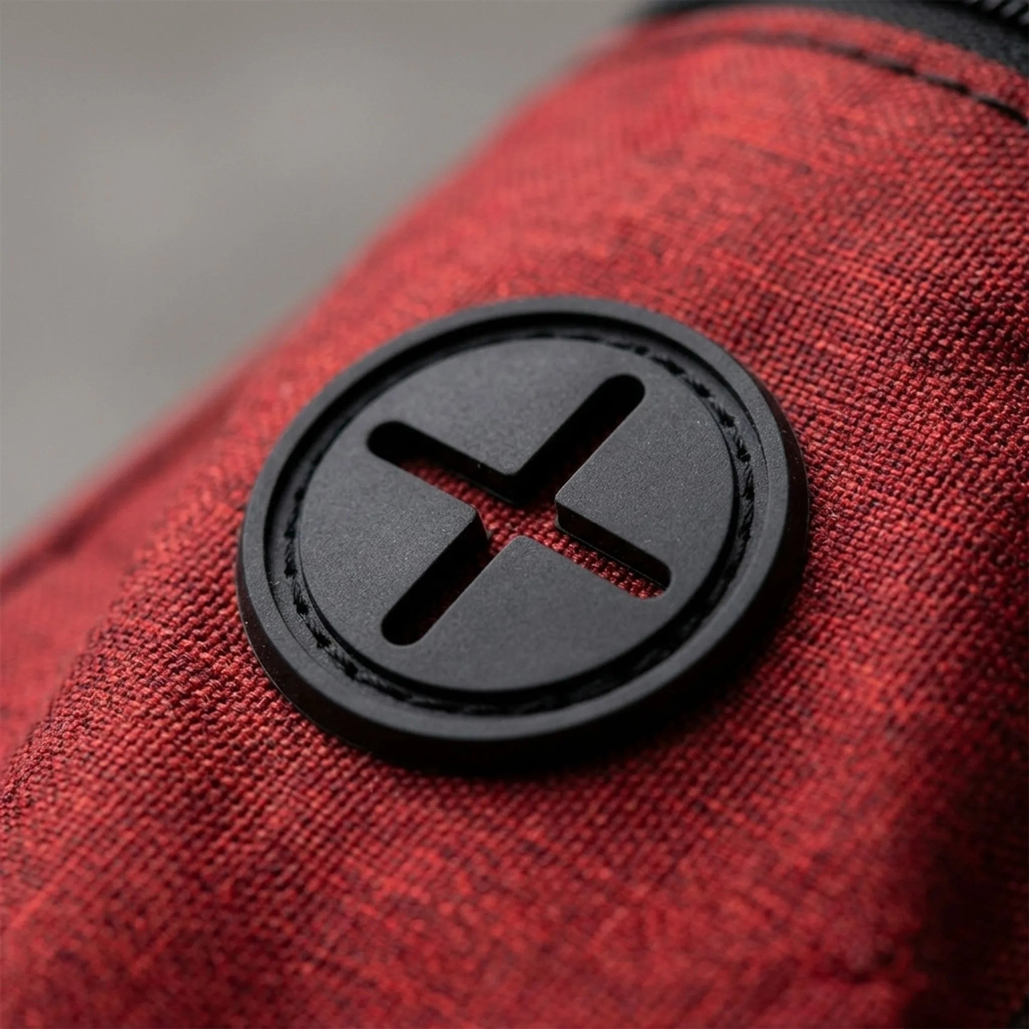 Nordspur | Elevor Red Sports Pouch