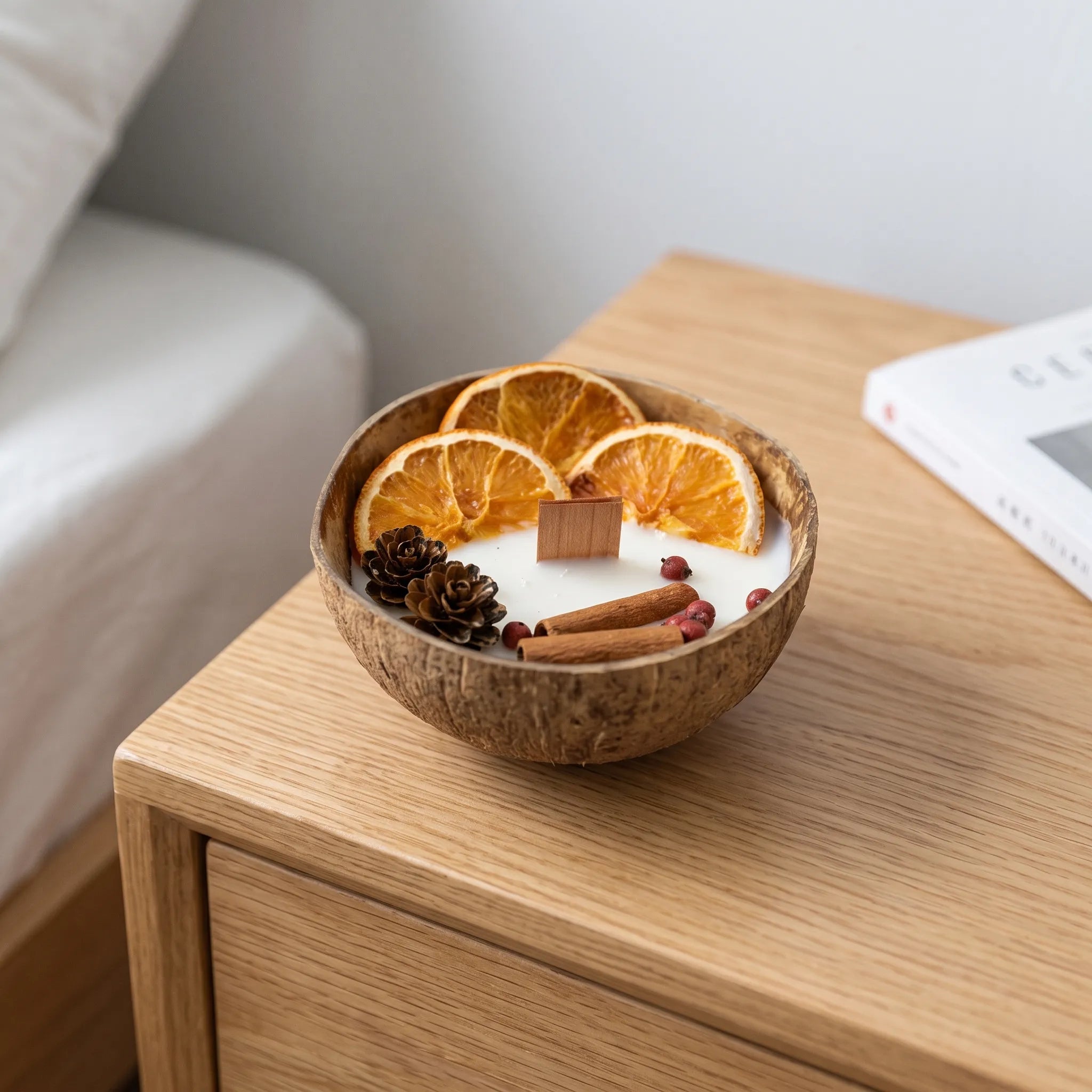 Nordspur | EmberGlow Decorative Botanical Scented Candle