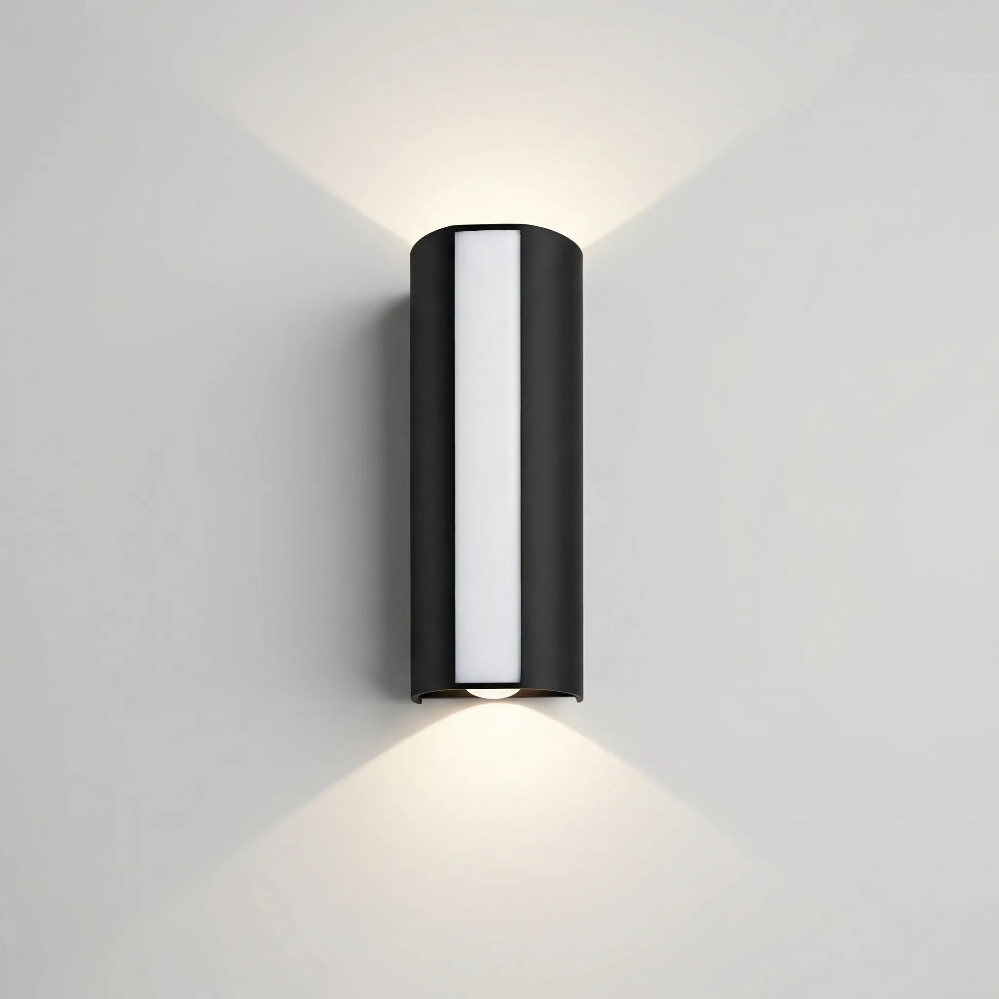 Nordspur | Extralux Weatherproof Outdoor Wall-Mounted Light Fixture