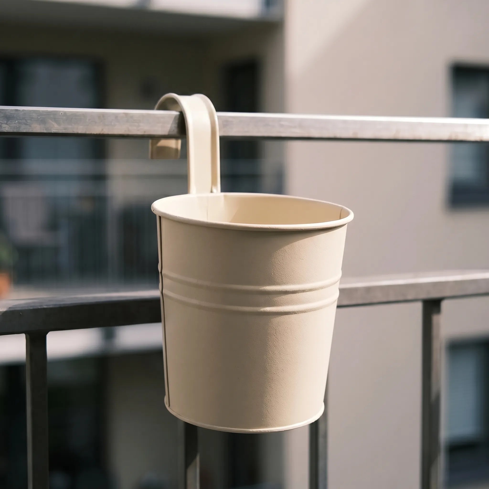 Nordspur | Floralink Sturdy Hanging Balcony Planter