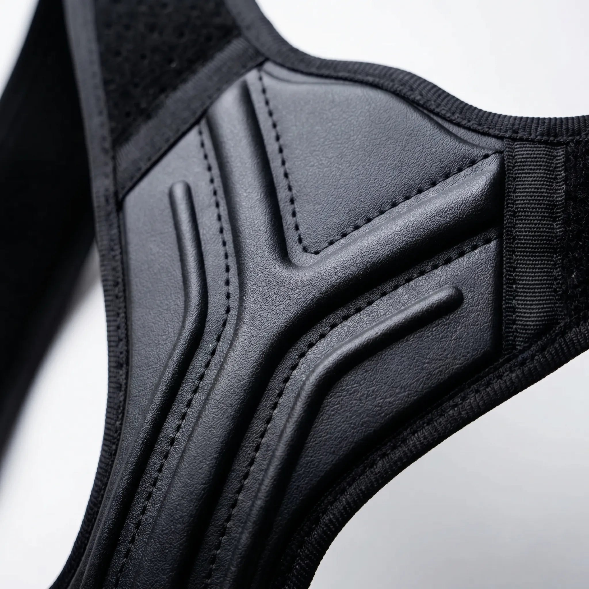 Nordspur | Formiva Adjustable Upper Back Brace