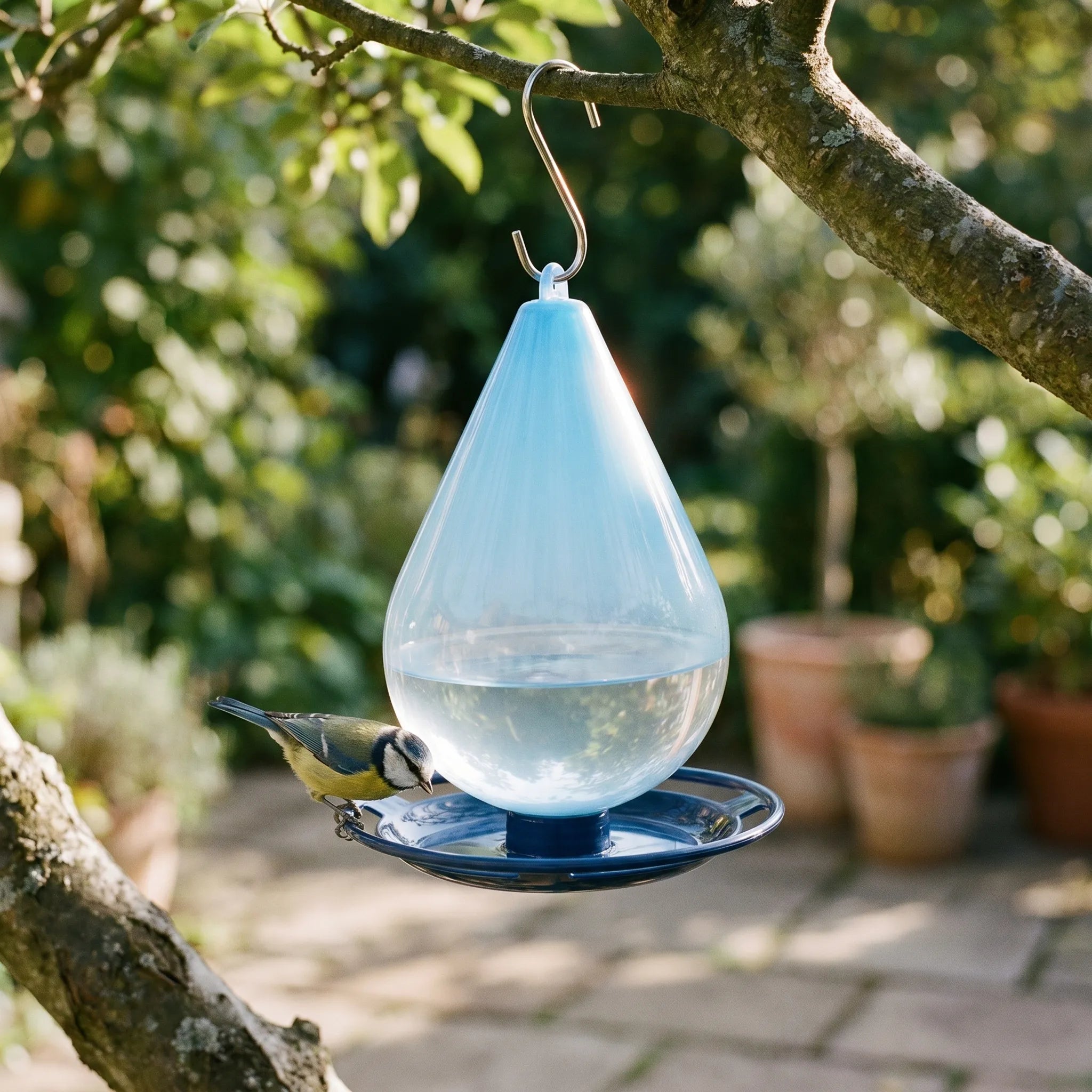 Nordspur | Fountis Hanging Bird Waterer