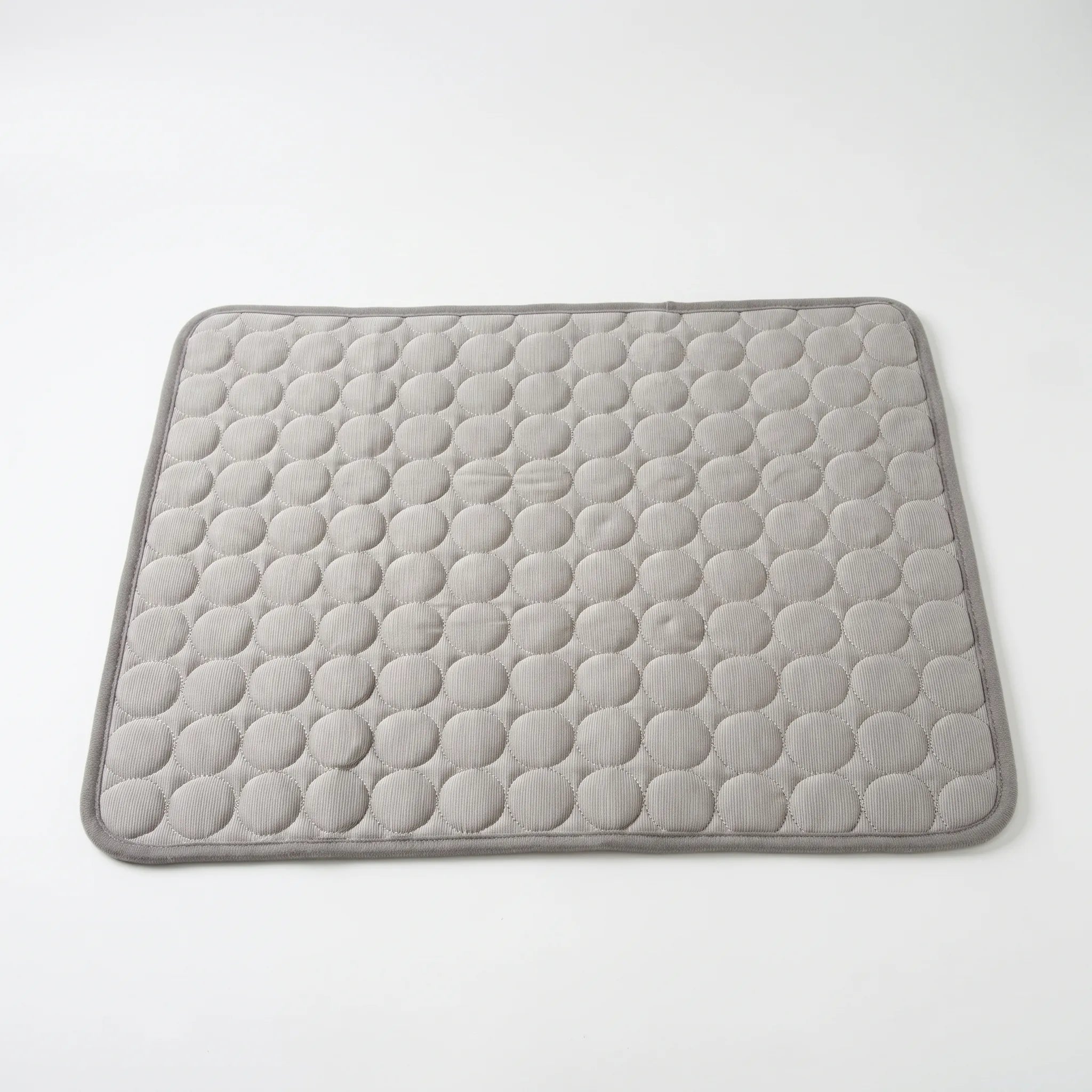 Nordspur | Frigori Rectangular Cool-Touch Pet Resting Mat