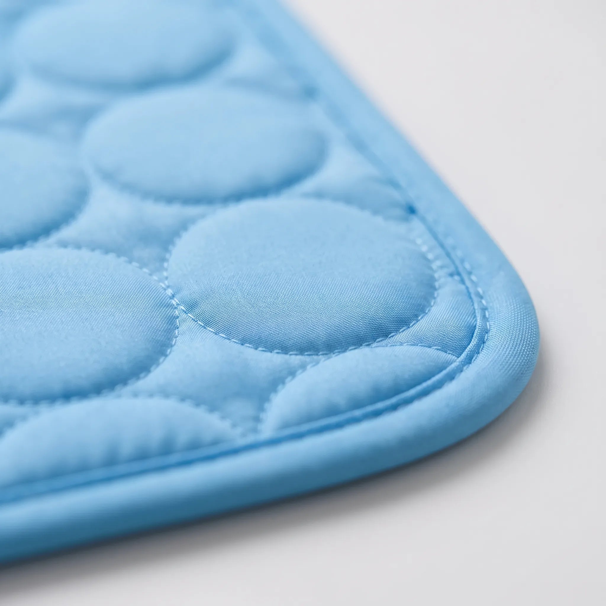 Nordspur | Frigori Rectangular Cool-Touch Pet Resting Mat