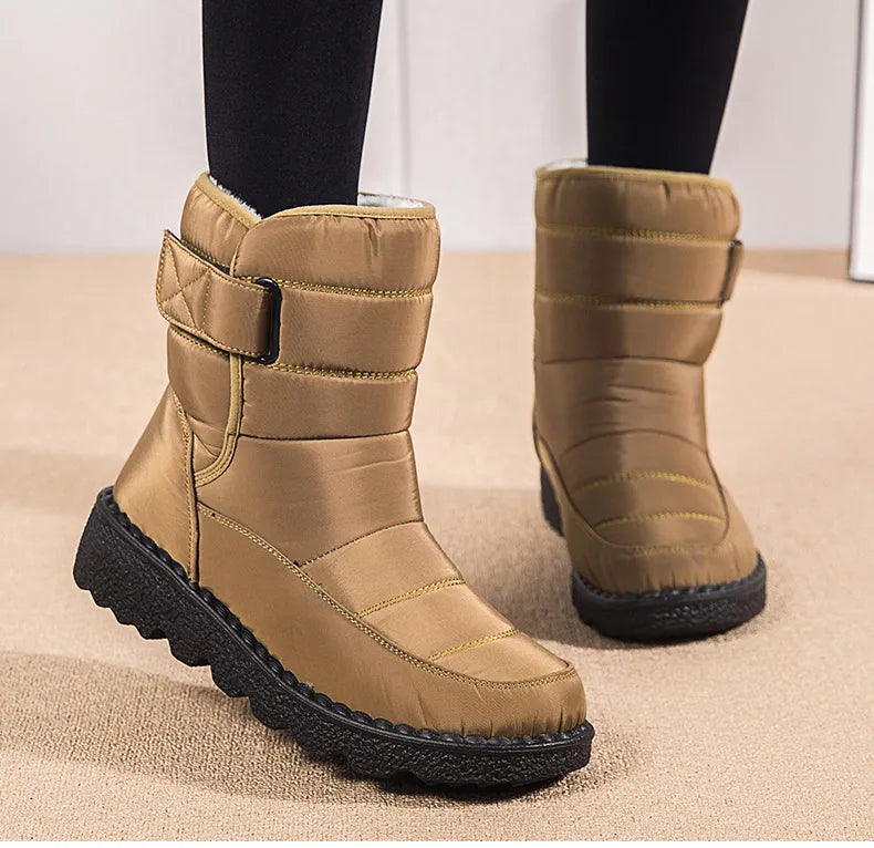 Nordspur | Frostelle Quilted Hook Fastening Snow Boots