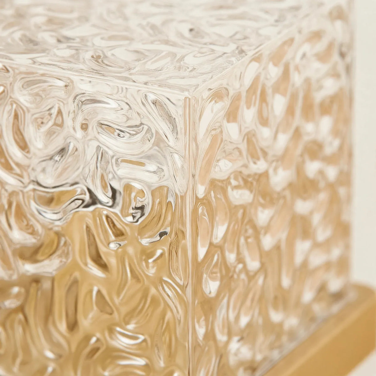 Nordspur | Glimmera Cube-Shaped Table Night Light Projector