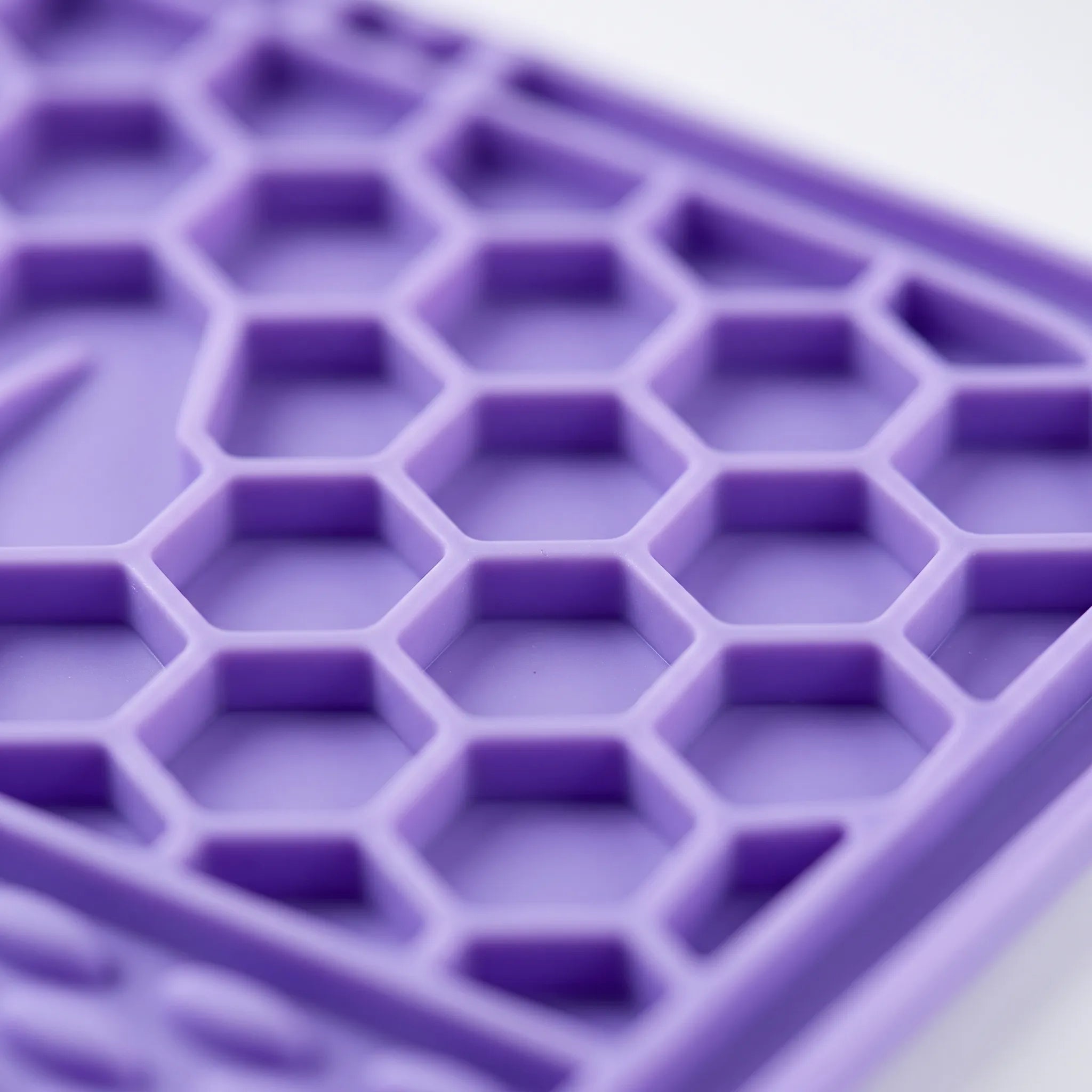 Nordspur | GrazeGrid Textured Square Slow Feeder Licking Mat