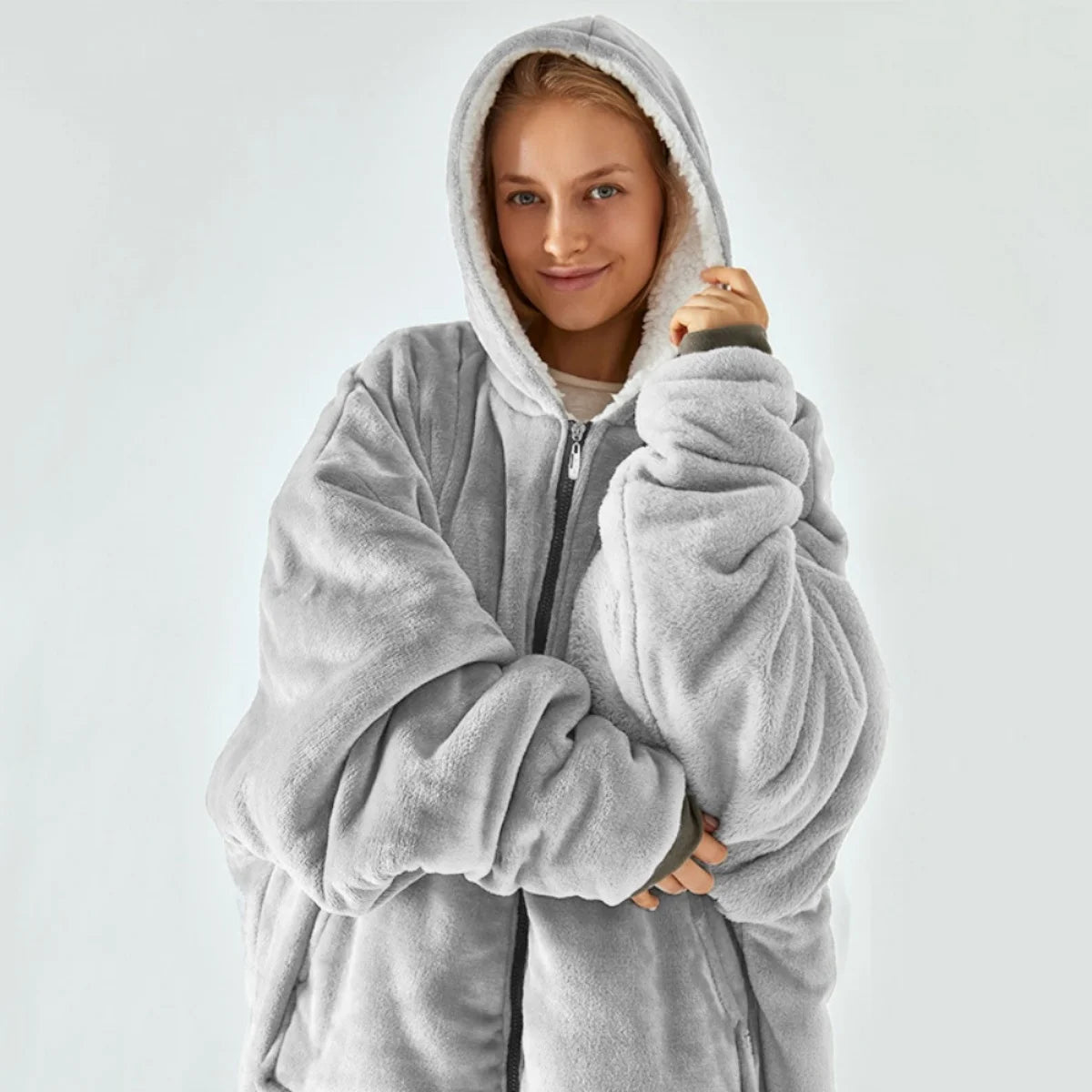 Nordspur | Knee Length Hooded Robe