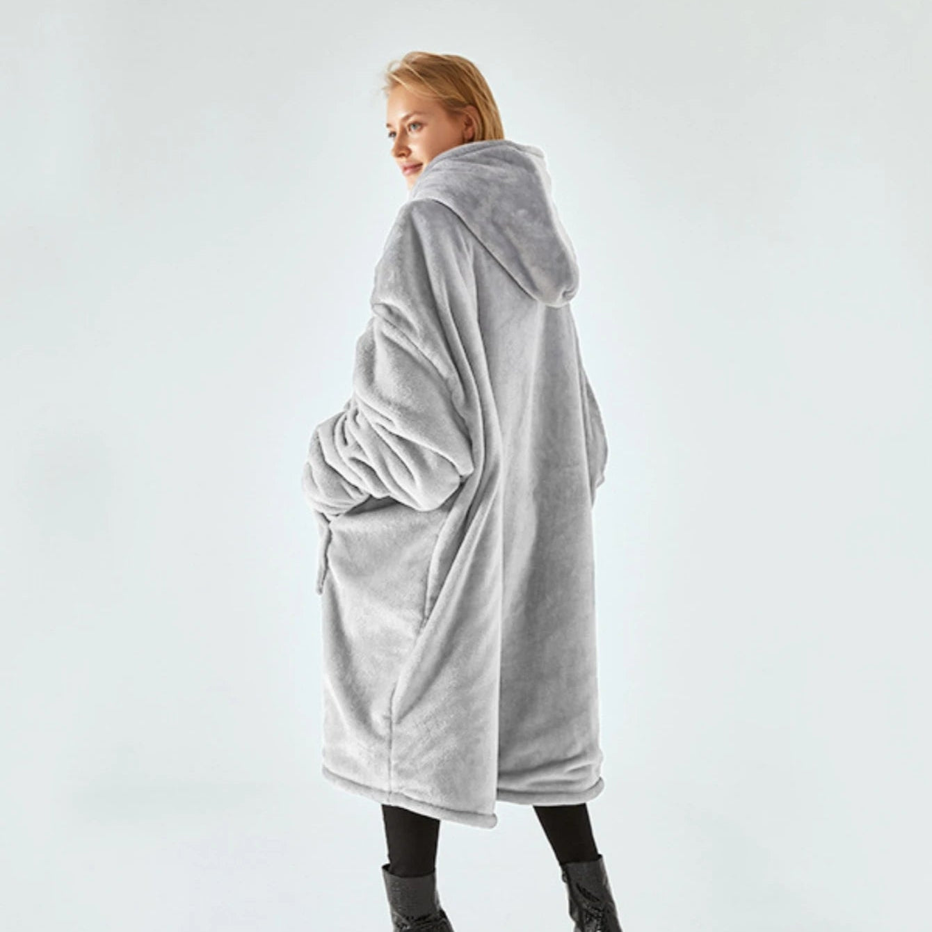 Nordspur | Knee Length Hooded Robe
