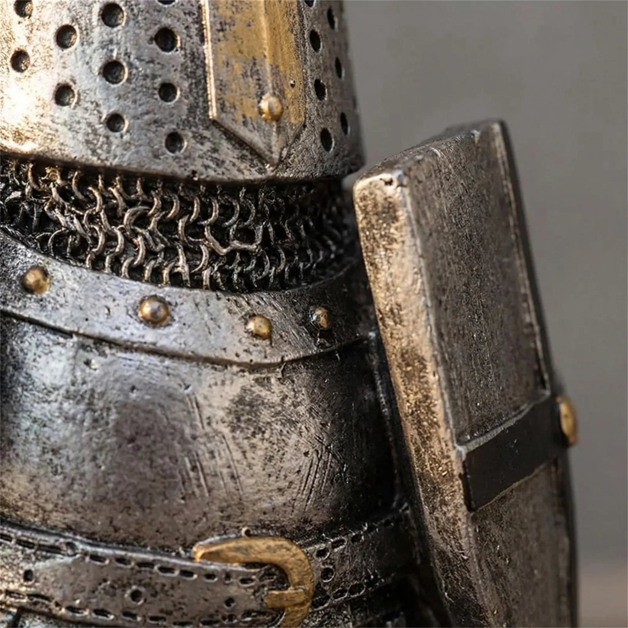 Nordspur | Knightling Miniature Medieval Knight Garden Statue