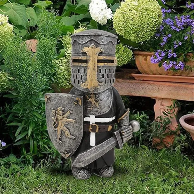 Nordspur | Knightling Miniature Medieval Knight Garden Statue