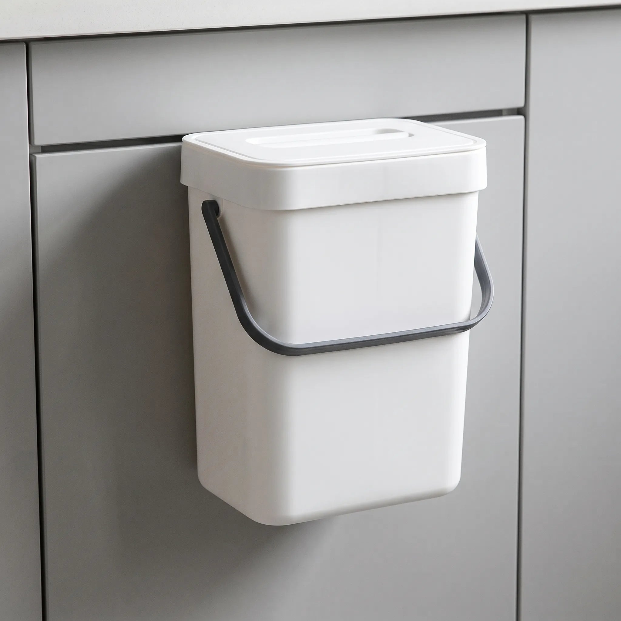 Nordspur | Lomiere Hanging Kitchen Compost Bin