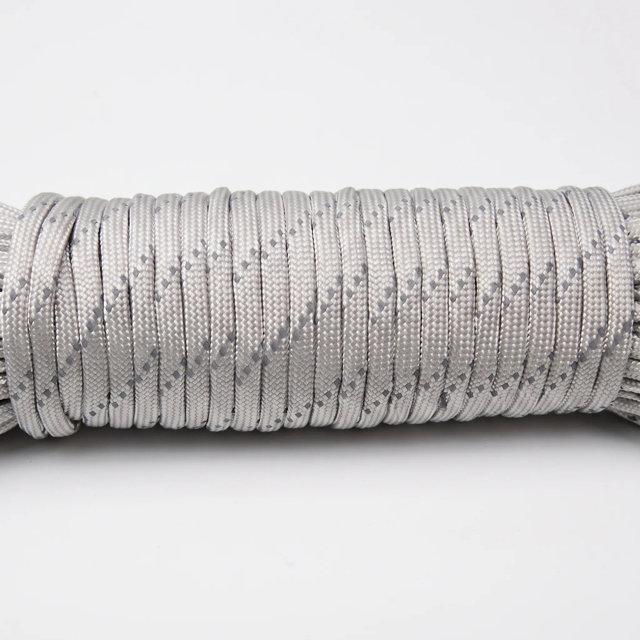 Nordspur | Lumibraid Reflective Utility Parachute Cord