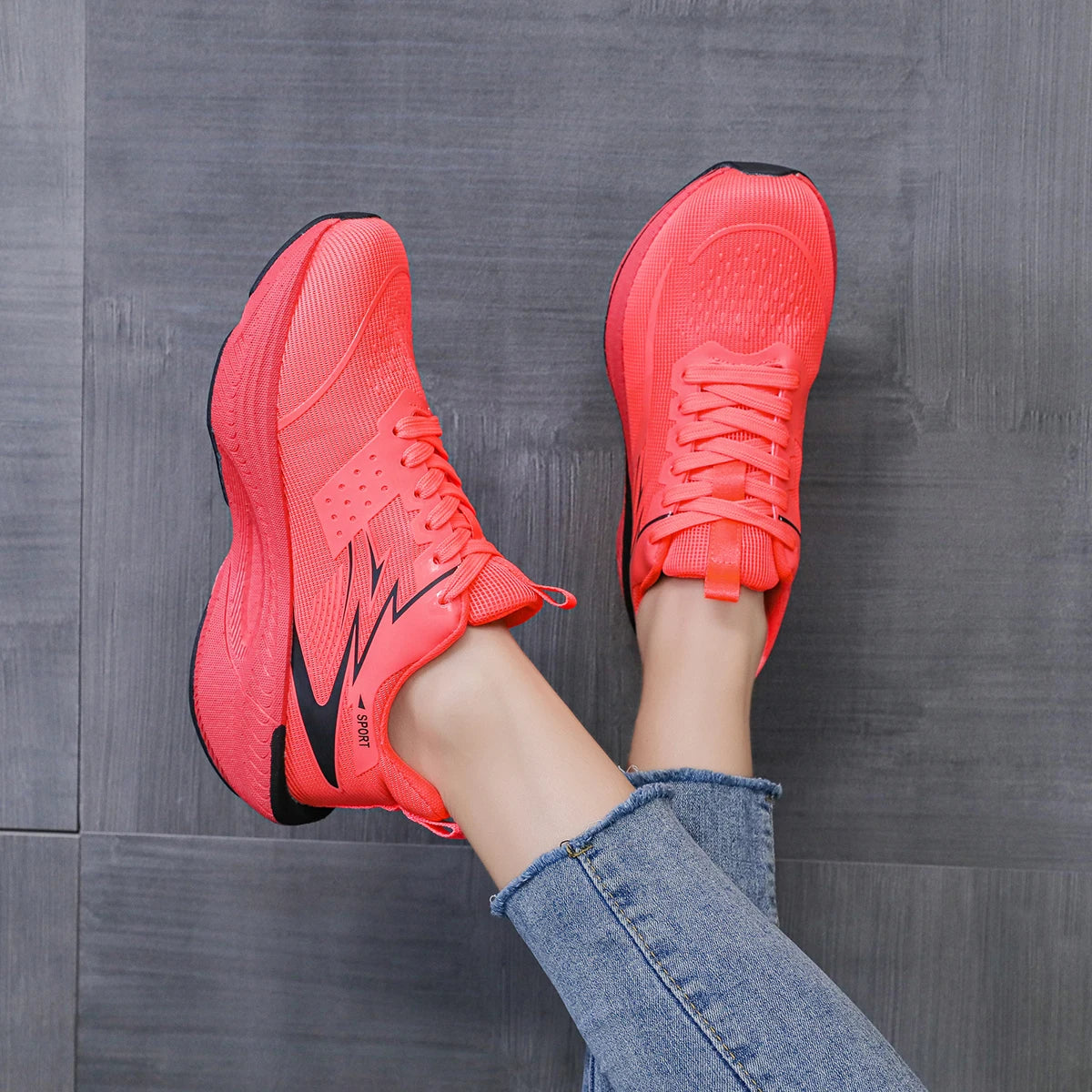 Nordspur | LuminaDash Lightweight Cushioned Running Shoes