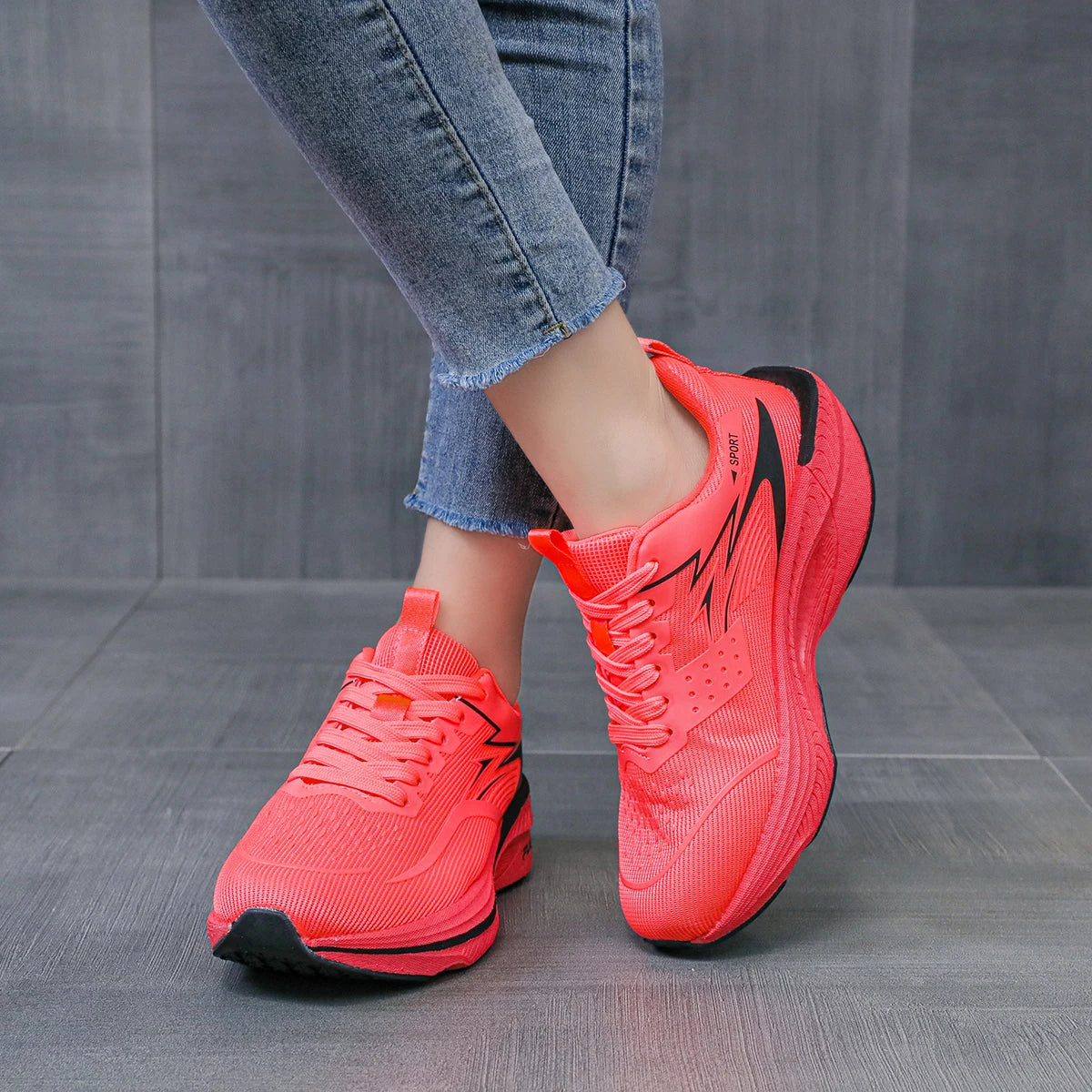 Nordspur | LuminaDash Lightweight Cushioned Running Shoes