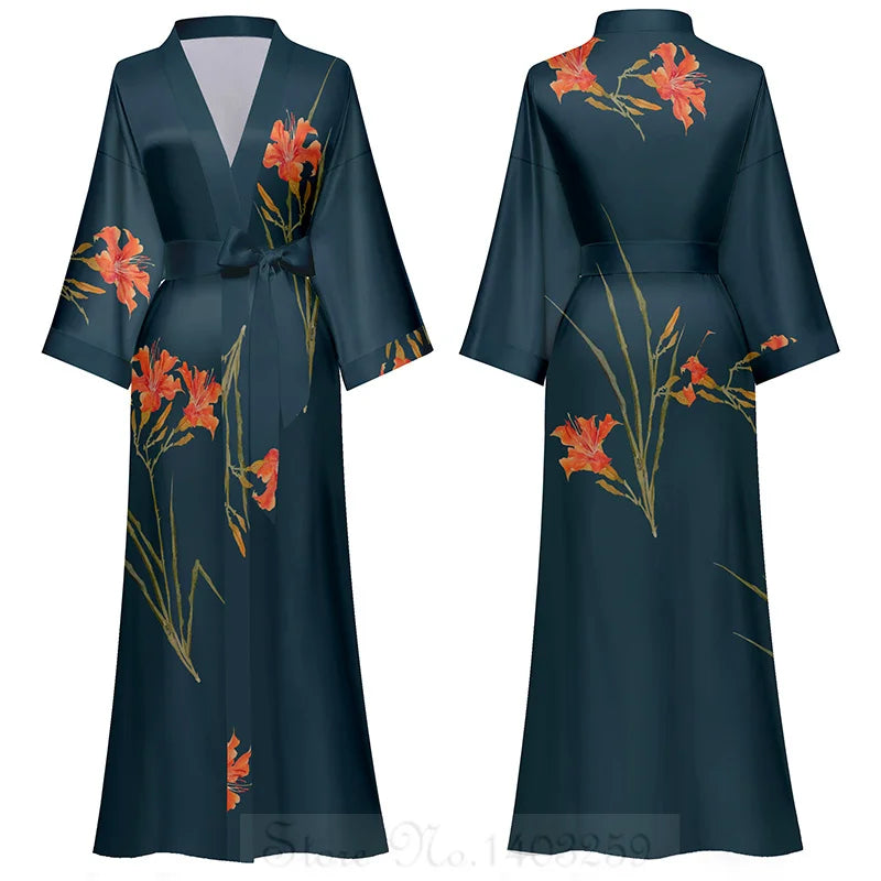 Nordspur | Lunafleur Long Floral Kimono Robe